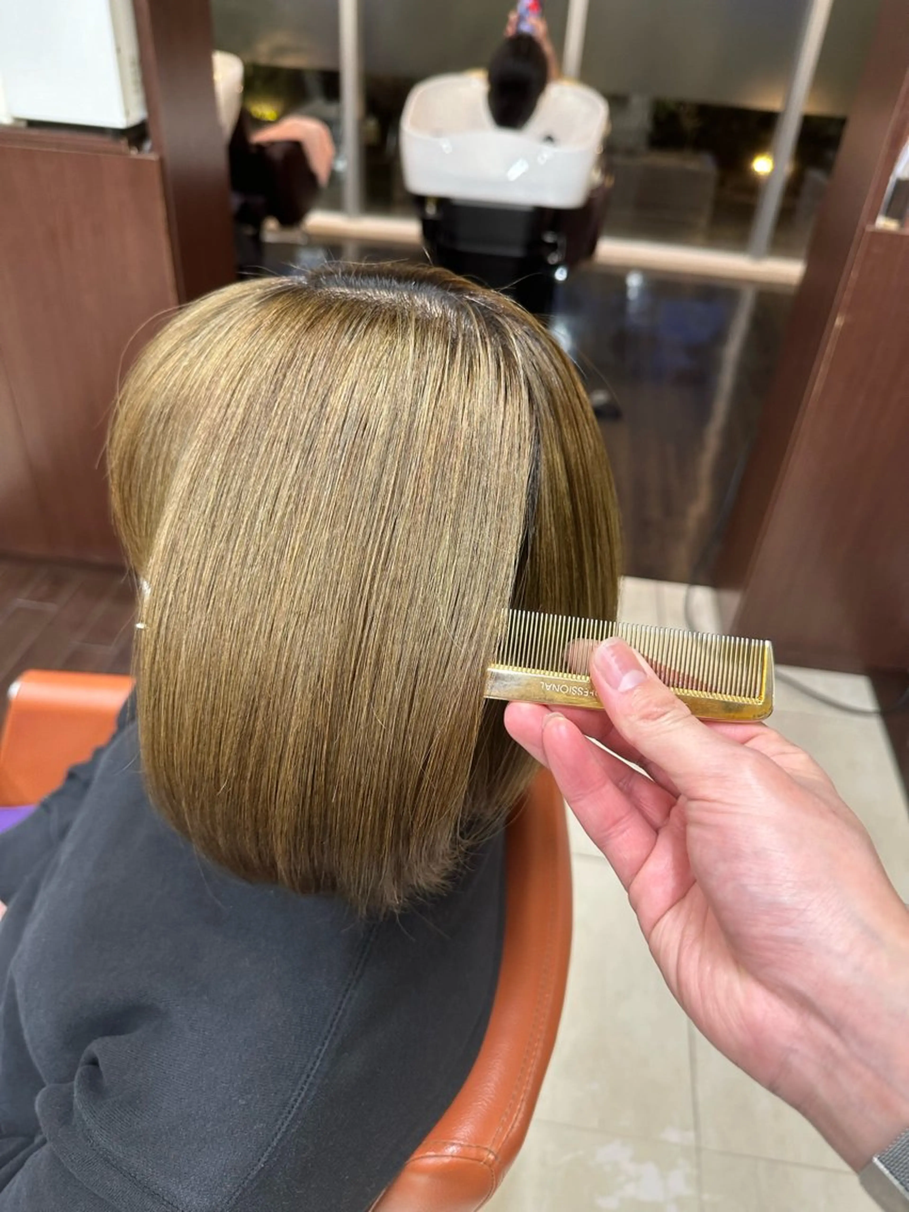 ショート カラー カット ヘアカラー 成田で1番お悩み解決 の髪へ導くみつきのヘアスタイル