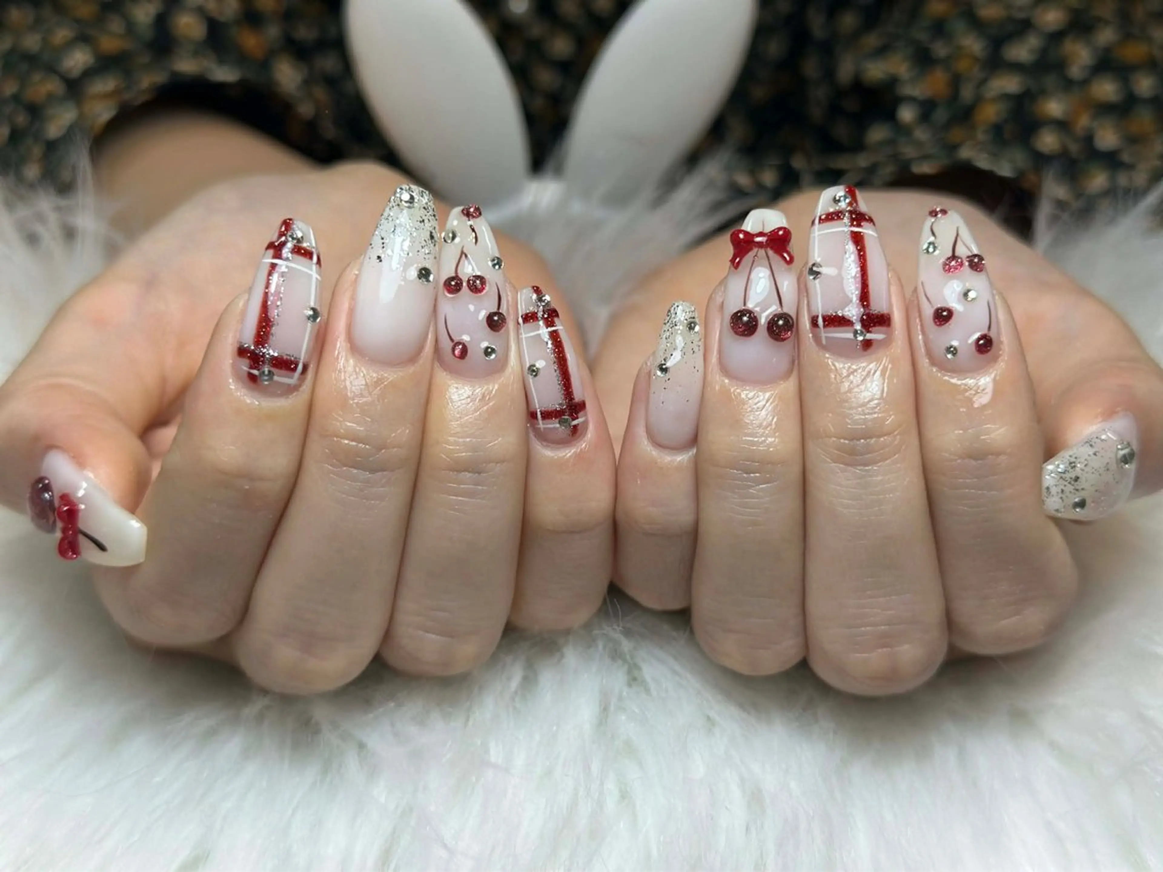 ネイル フレンチネイル ジェルネイル ガーリー 韓国ネイル ロングネイル ハンドネイル ミ チャンのネイルデザイン