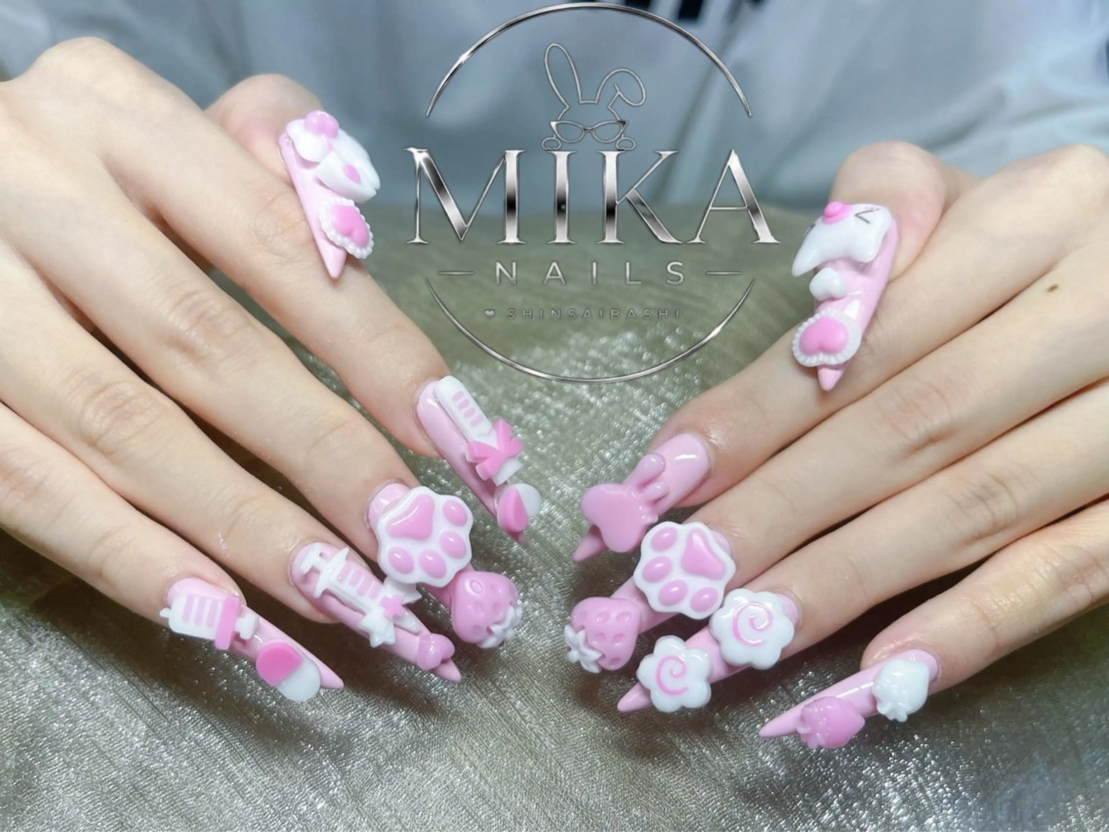 ネイル Mika Nails 心斎橋のネイルデザイン