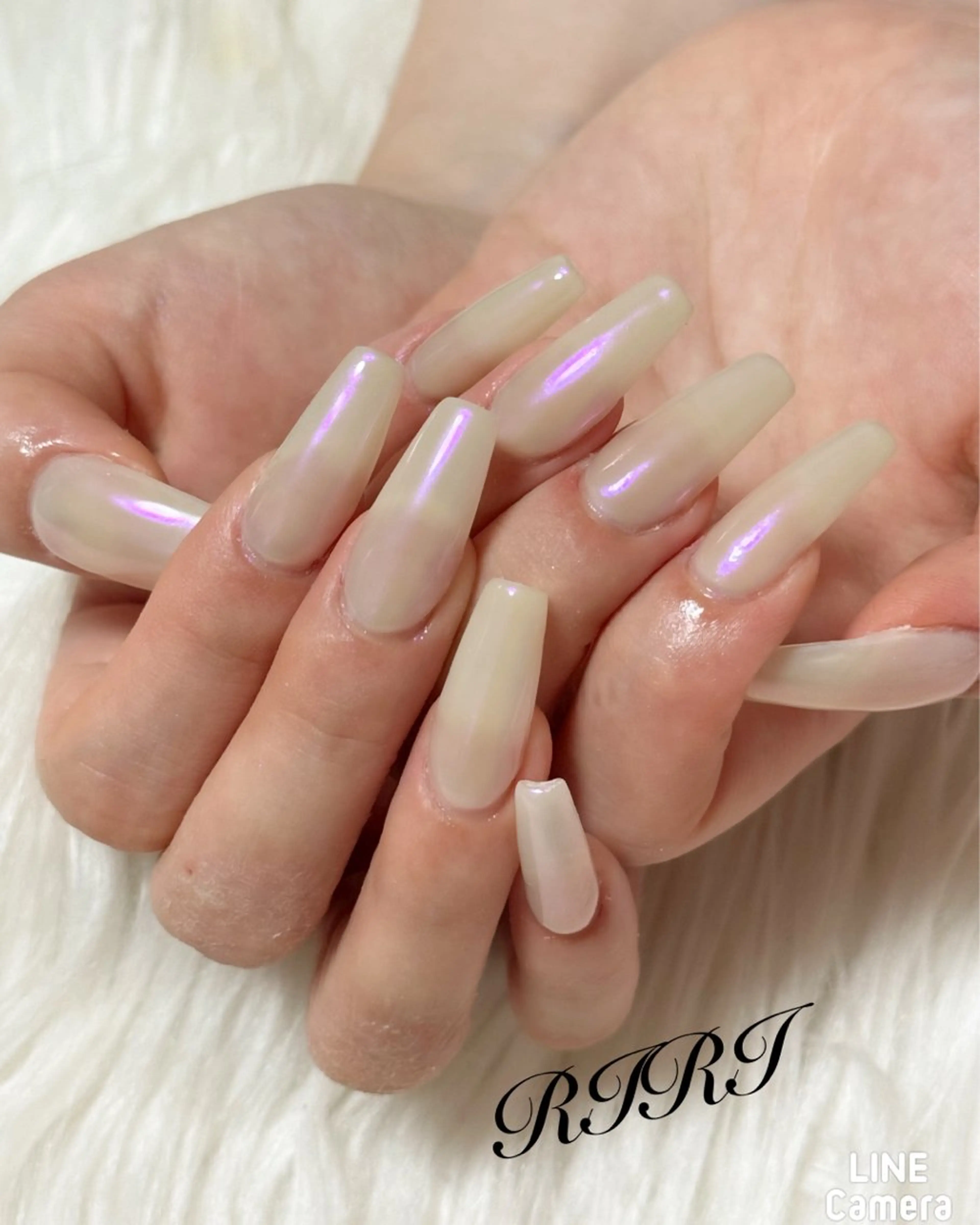 ネイル オーロラネイル ジェルネイル ロングネイル ミラーネイル スカルプネイル ハンドネイル riri オーナーのネイルデザイン