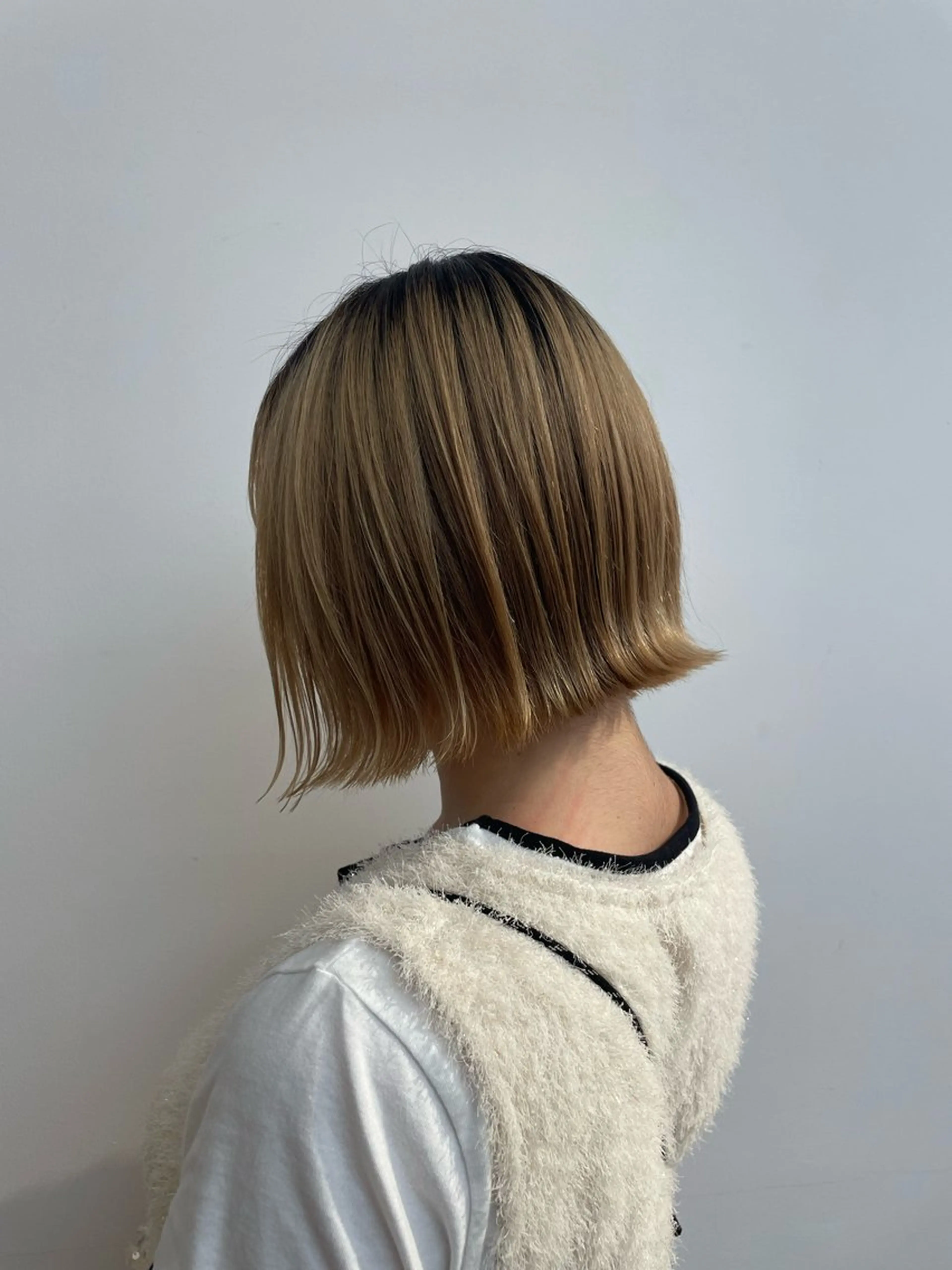 ショート ボブ 外ハネヘア カット ヘッドスパ MINDS LINO Reinaのヘアスタイル