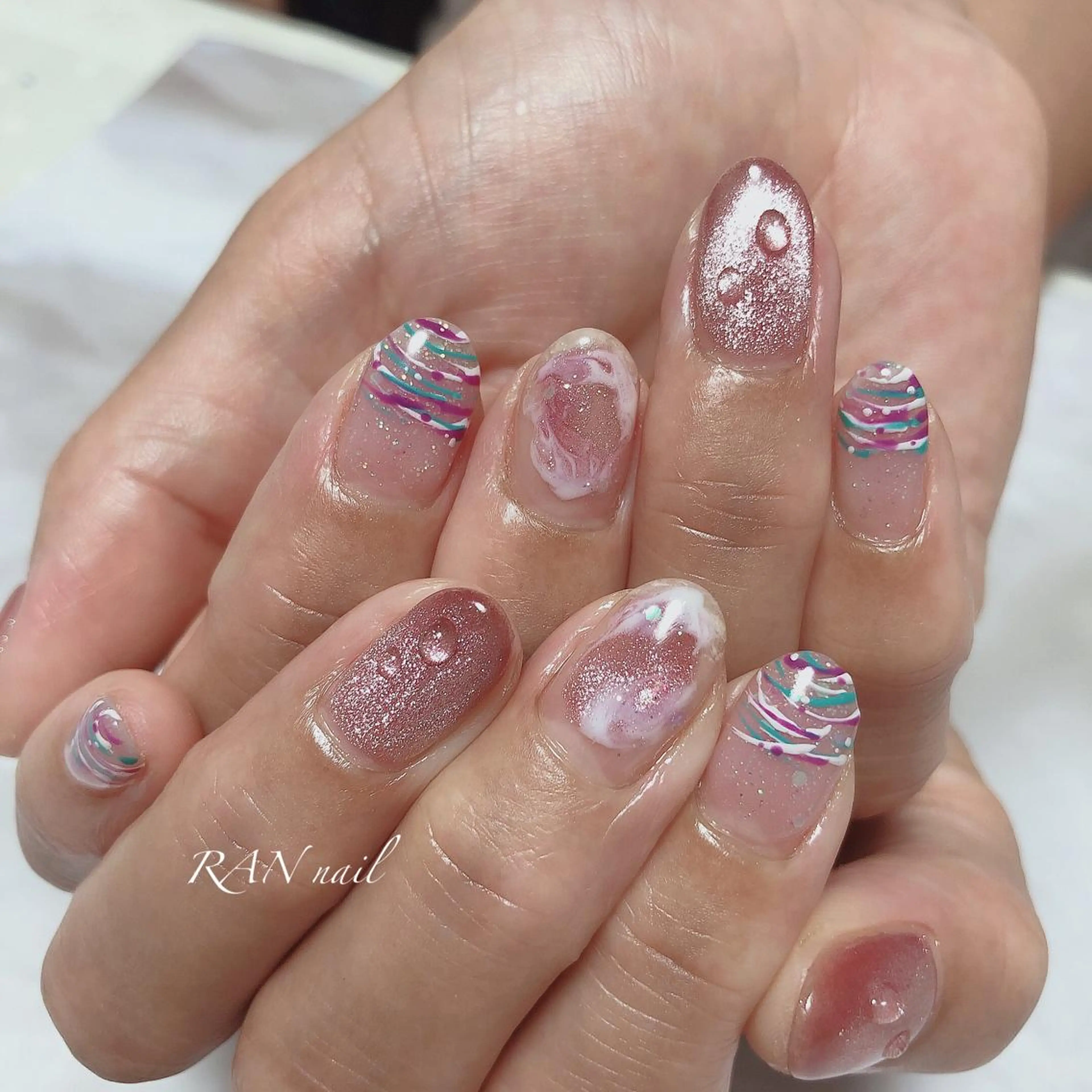 ネイル フットネイル ジェルネイル 氷ネイル・うるうるネイル キラキラネイル パラジェル ハンドネイル フットネイル RAN nailのネイルデザイン