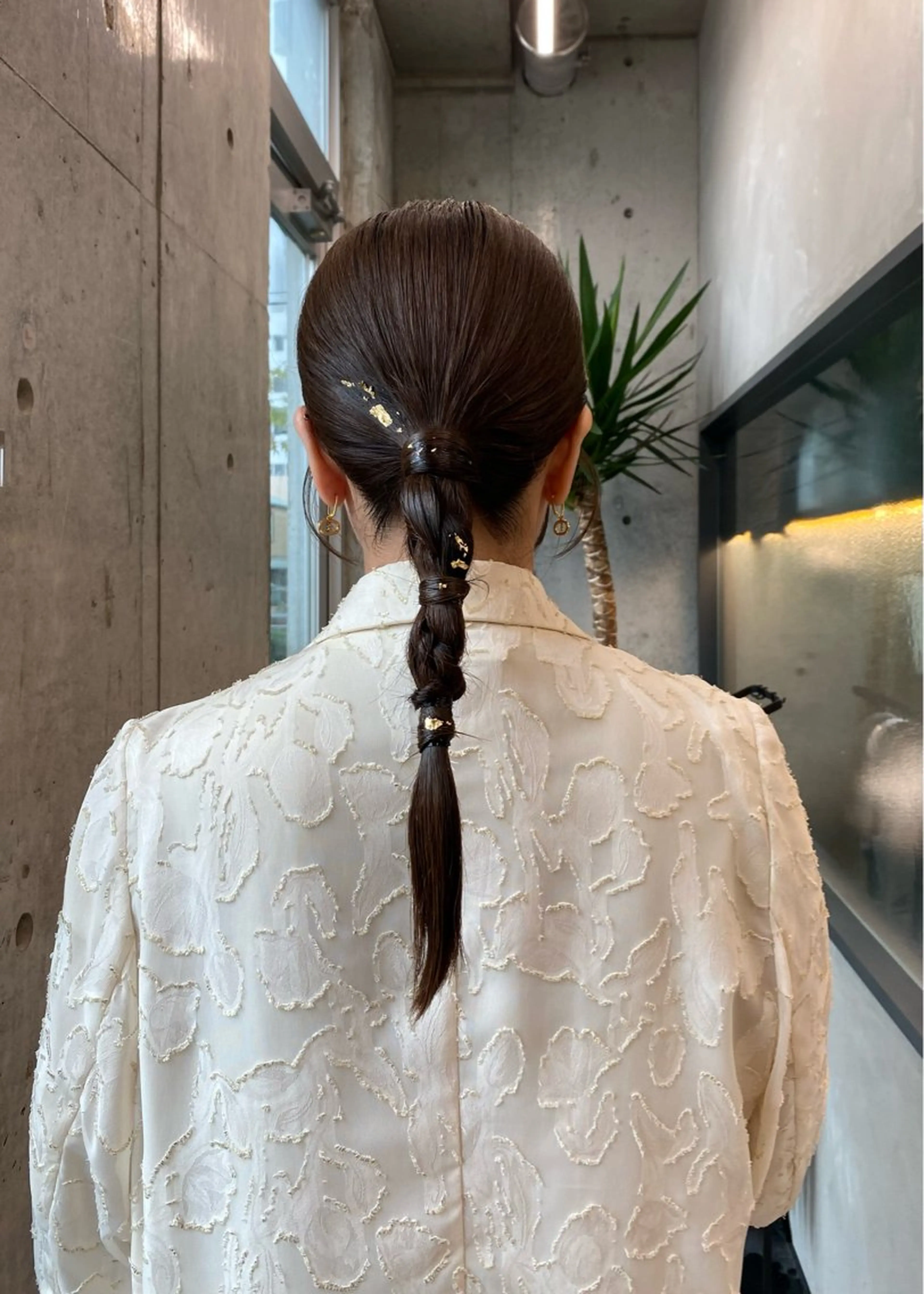 ロング カラー ヘアアレンジ 結婚式・ブライダル ヘアセット mina 🌷のヘアスタイル