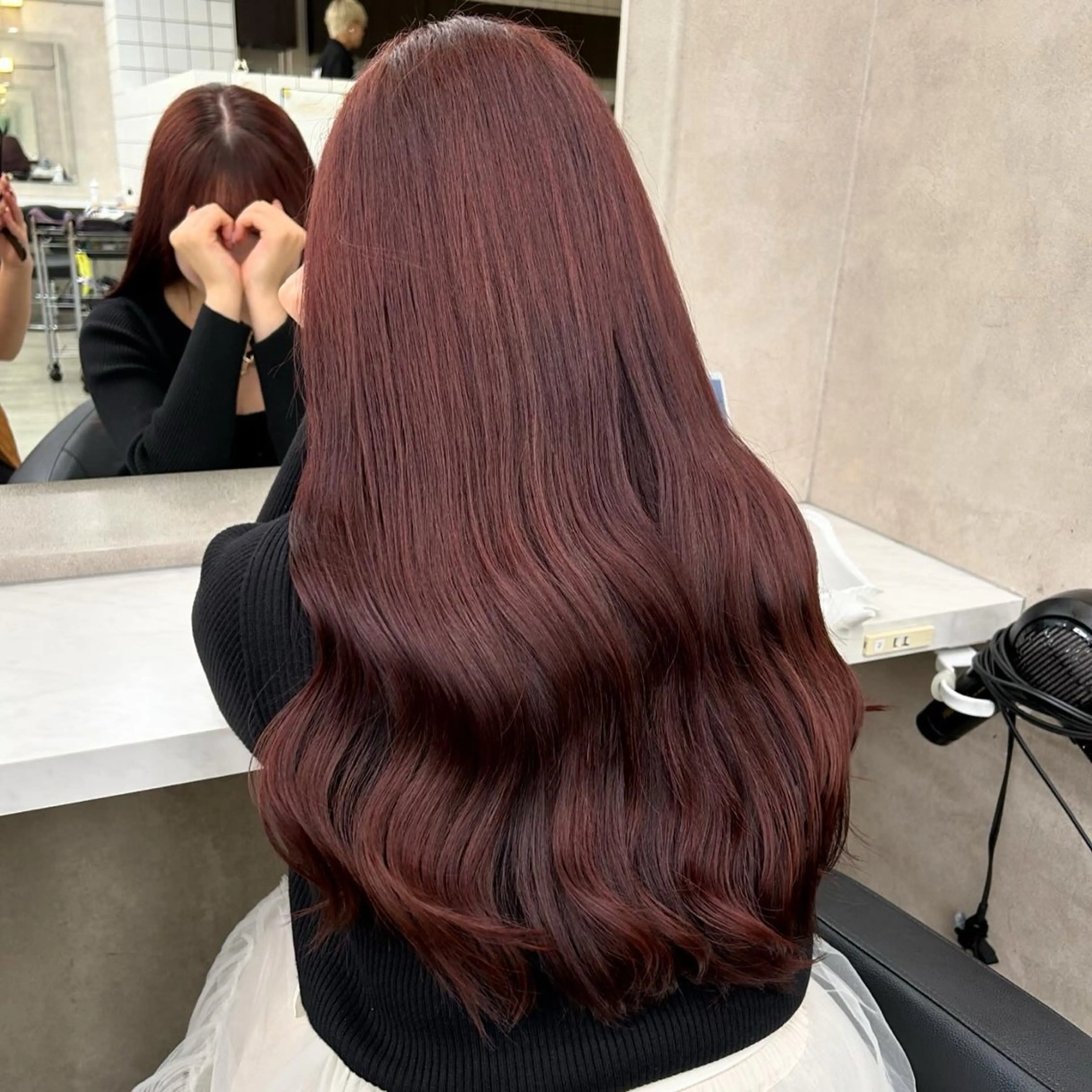 カラー 透明感ベージュ🤎 ナチュラルレイヤーのヘアスタイル