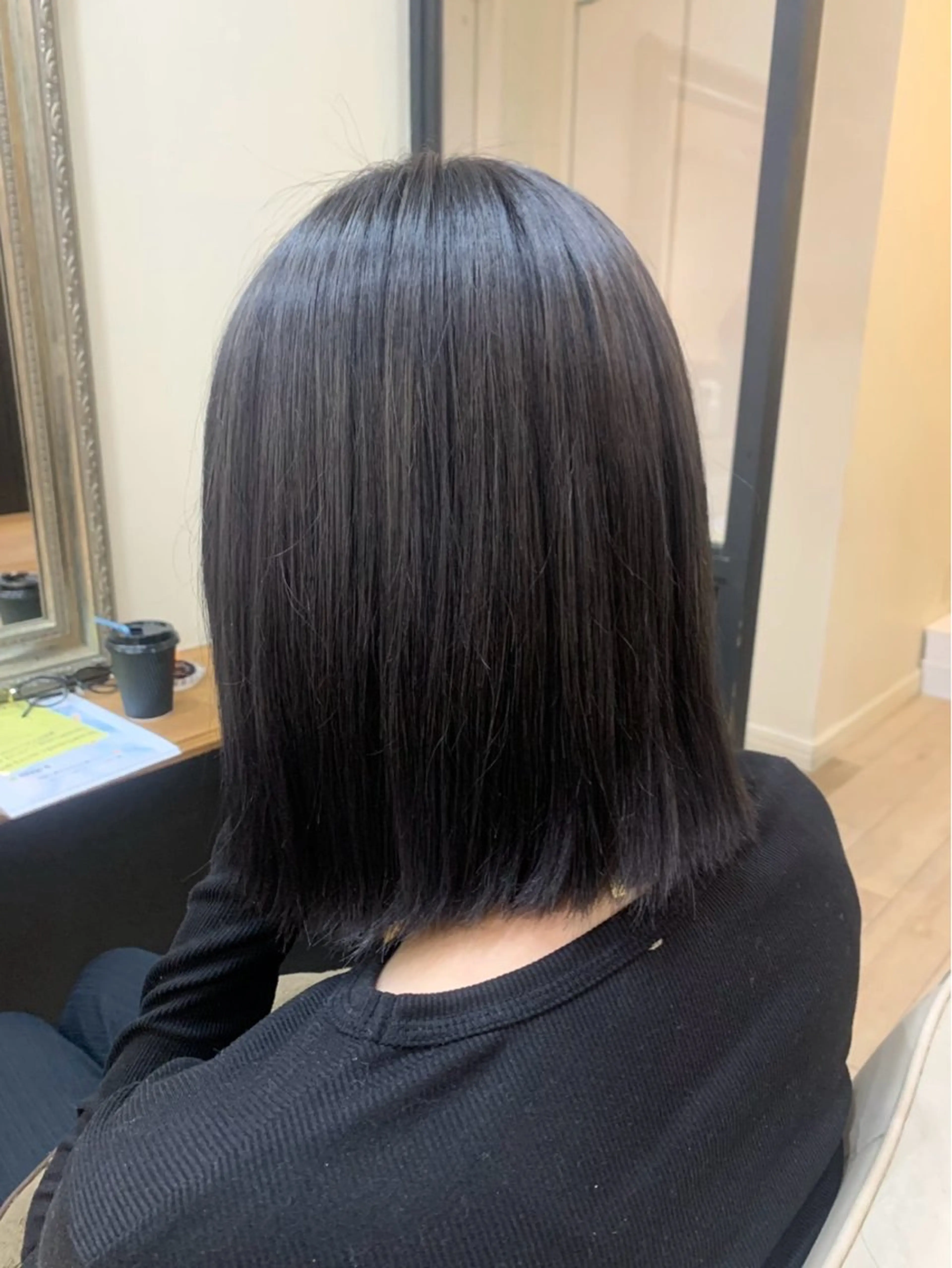 ショート カラー 松尾 遥花のヘアスタイル