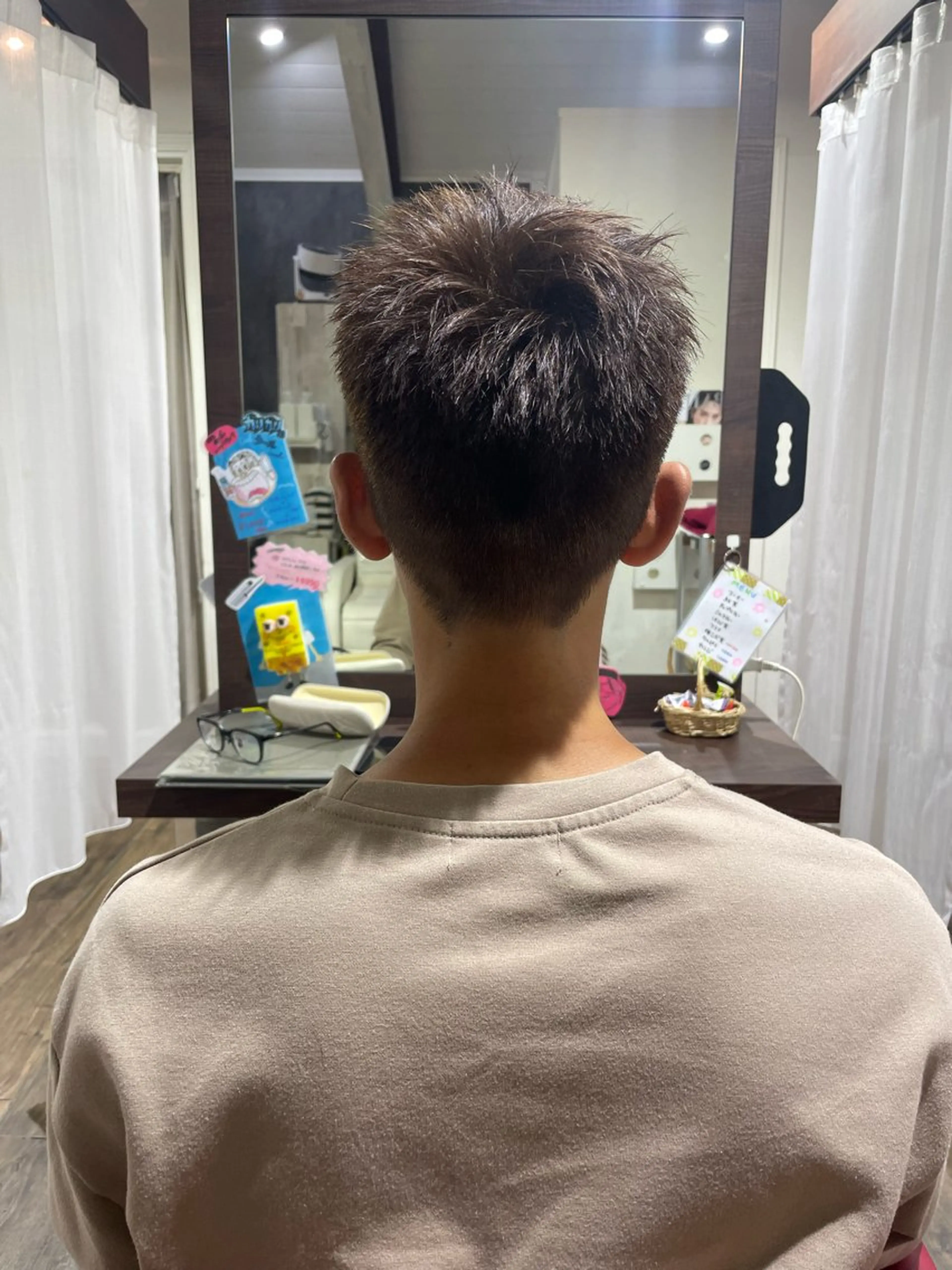 ミディアム メンズ 兼松 美香のヘアスタイル