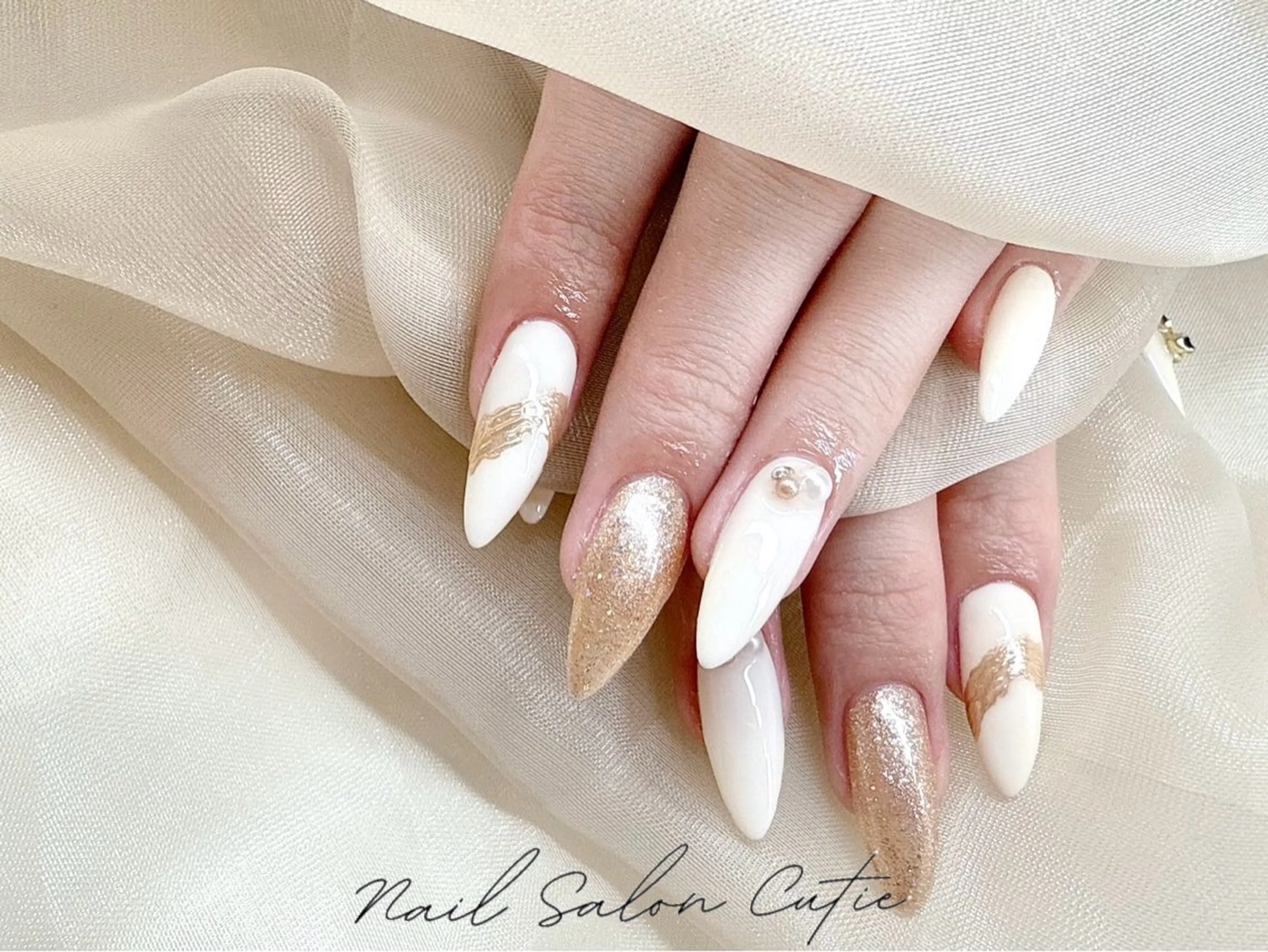 ネイル ジェルネイル ハート 韓国ネイル 持ち込み オフィスネイル 池袋ワンホンネイル SALE実施中のネイルデザイン