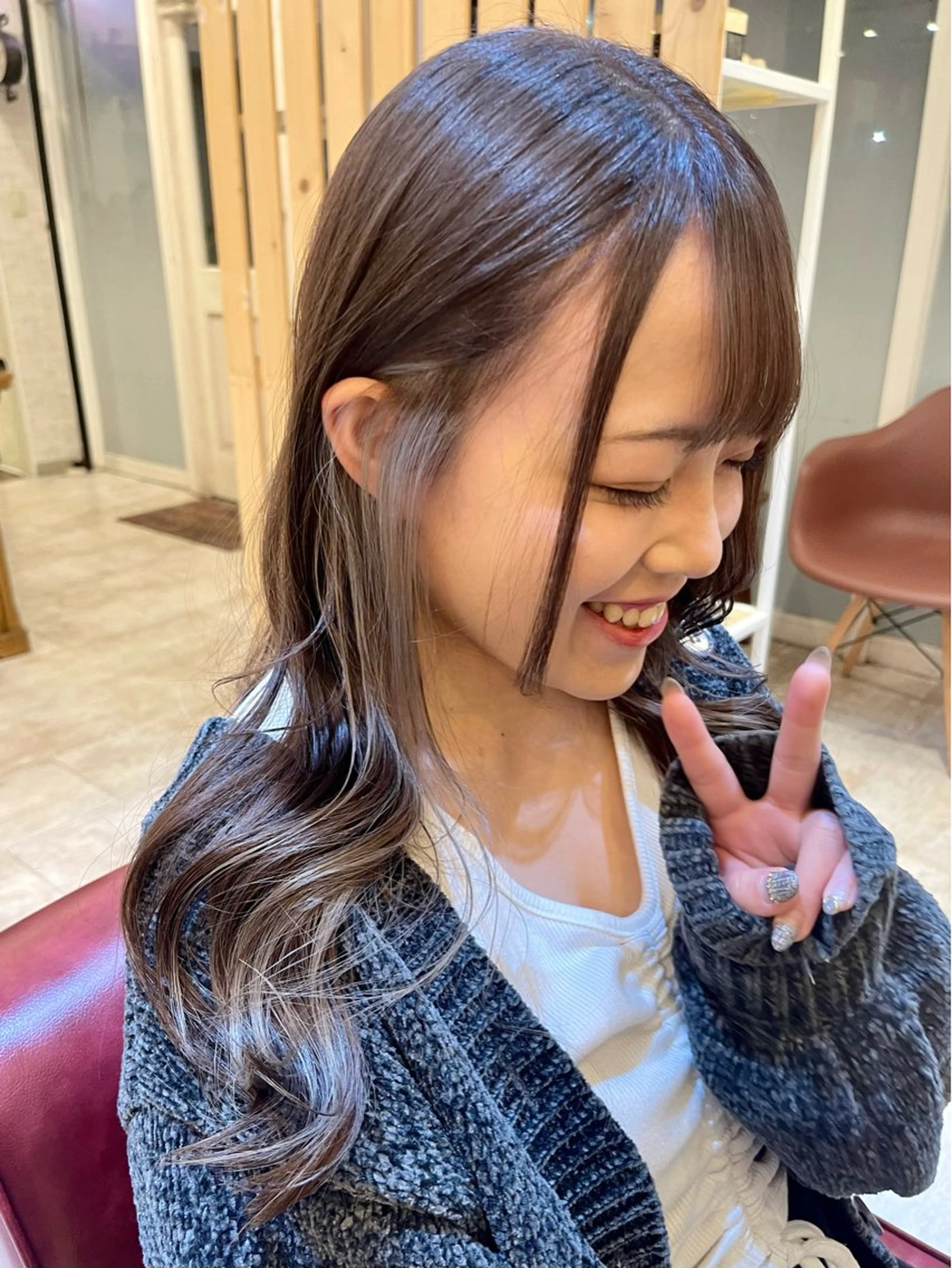 ロング 🍭透明感カラー 志賀拓海🍬🌈のヘアスタイル