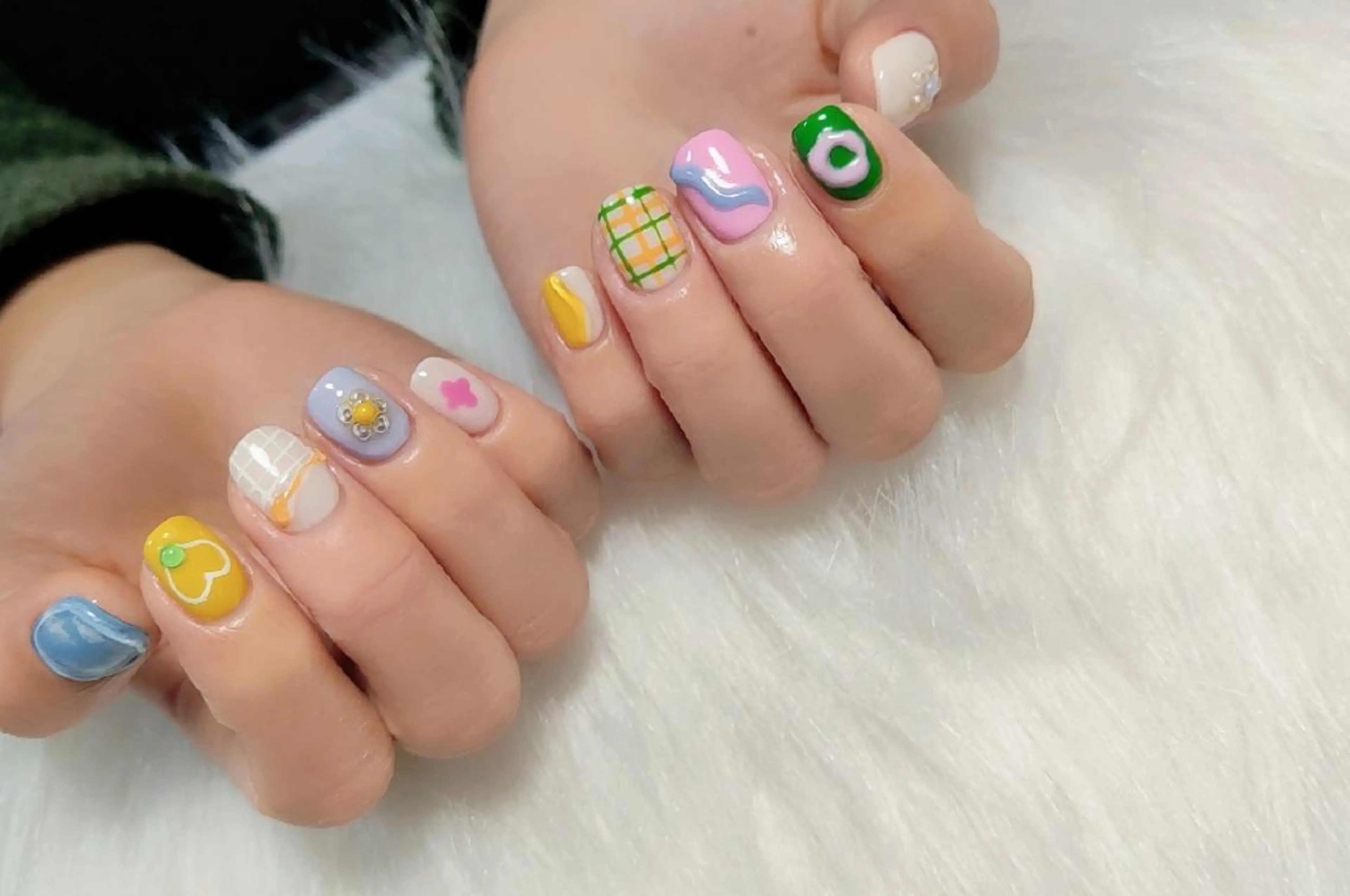 ネイル 横浜市中区曙町 E·U·Bネイルのネイルデザイン