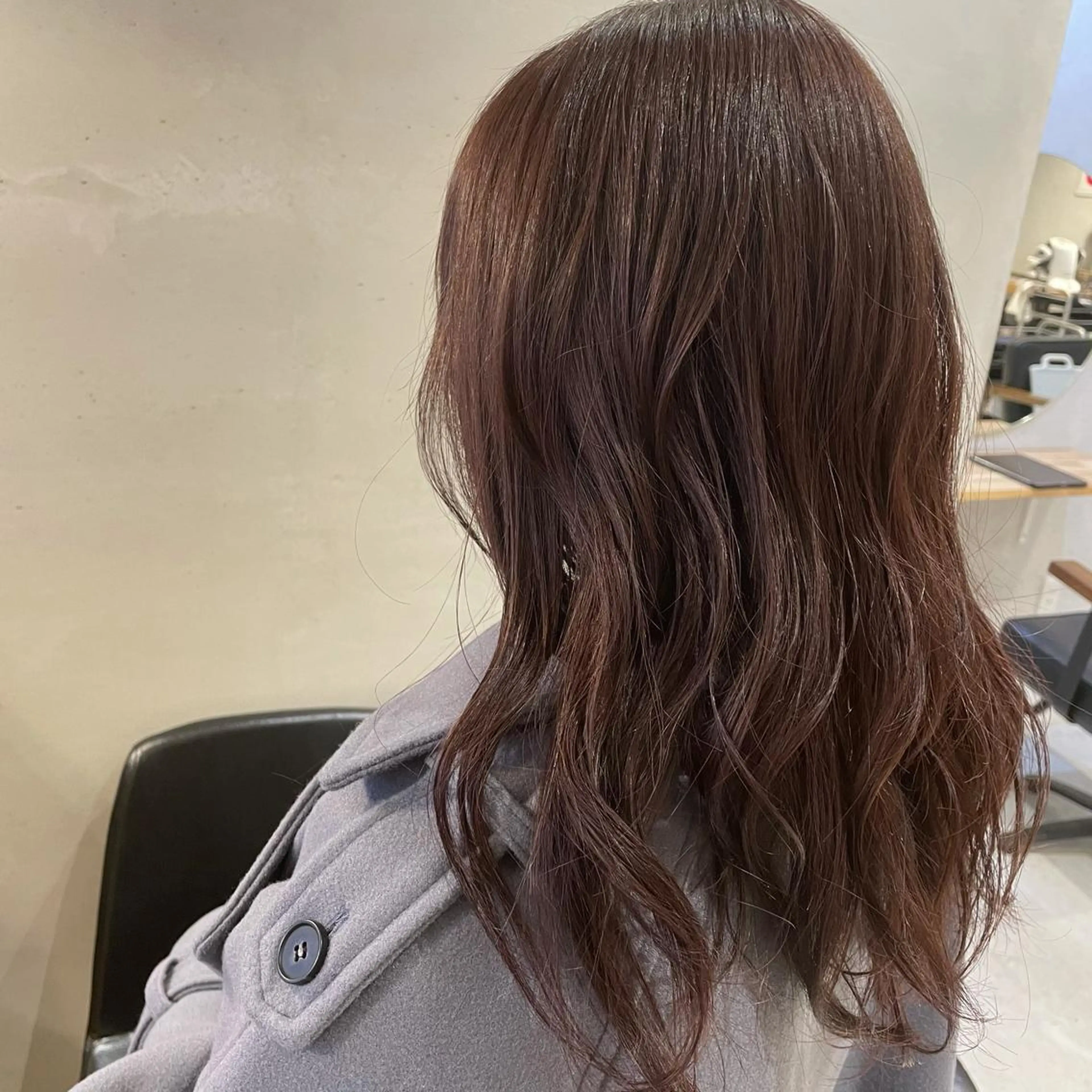 セミロング カラー カット ヘアカラー トリートメント 外山 実咲のヘアスタイル