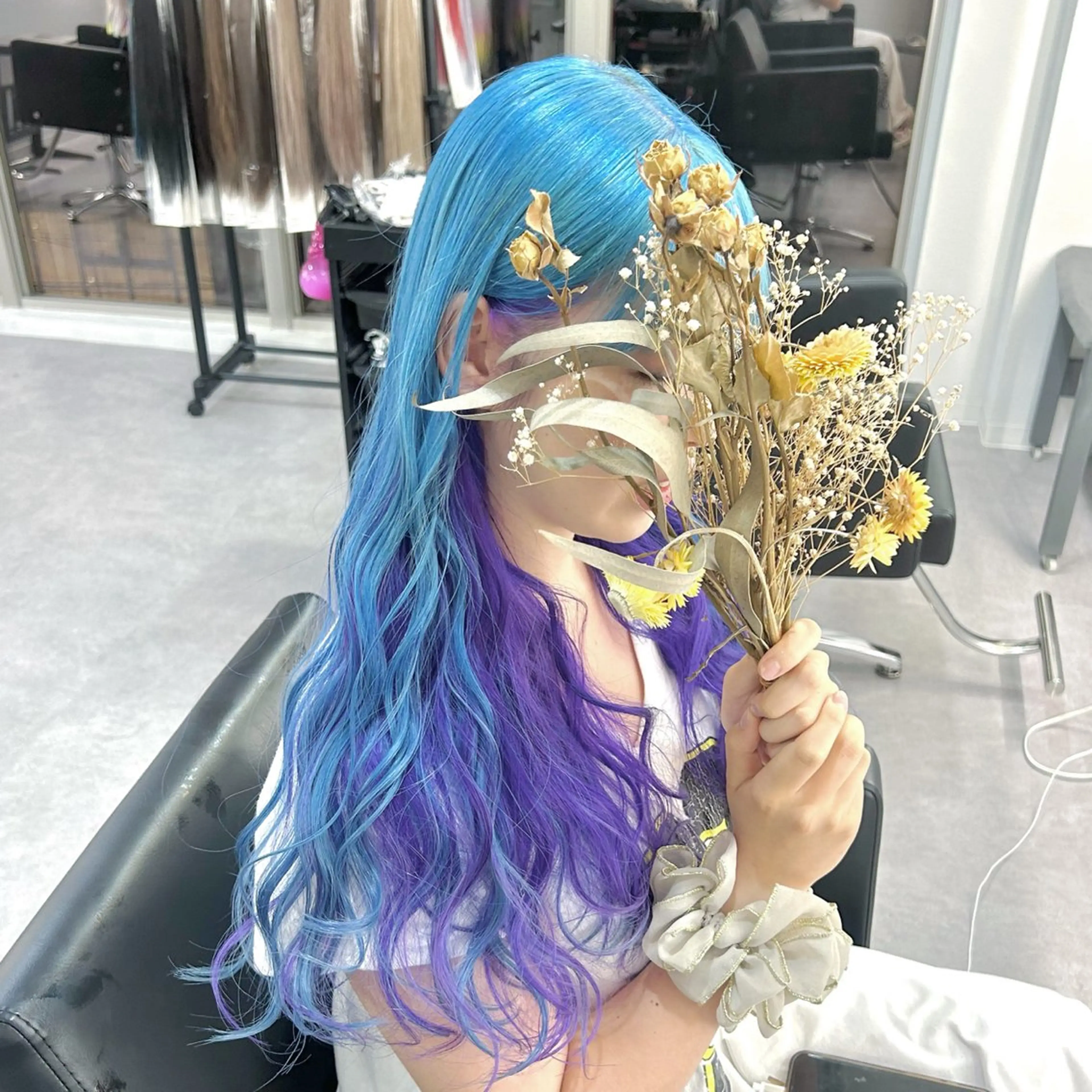 ロング カラー ハイトーンカラー インナーカラー カット ヘアカラー トリートメント ブリーチ&エクステ 🥀ケアカラー特化のヘアスタイル
