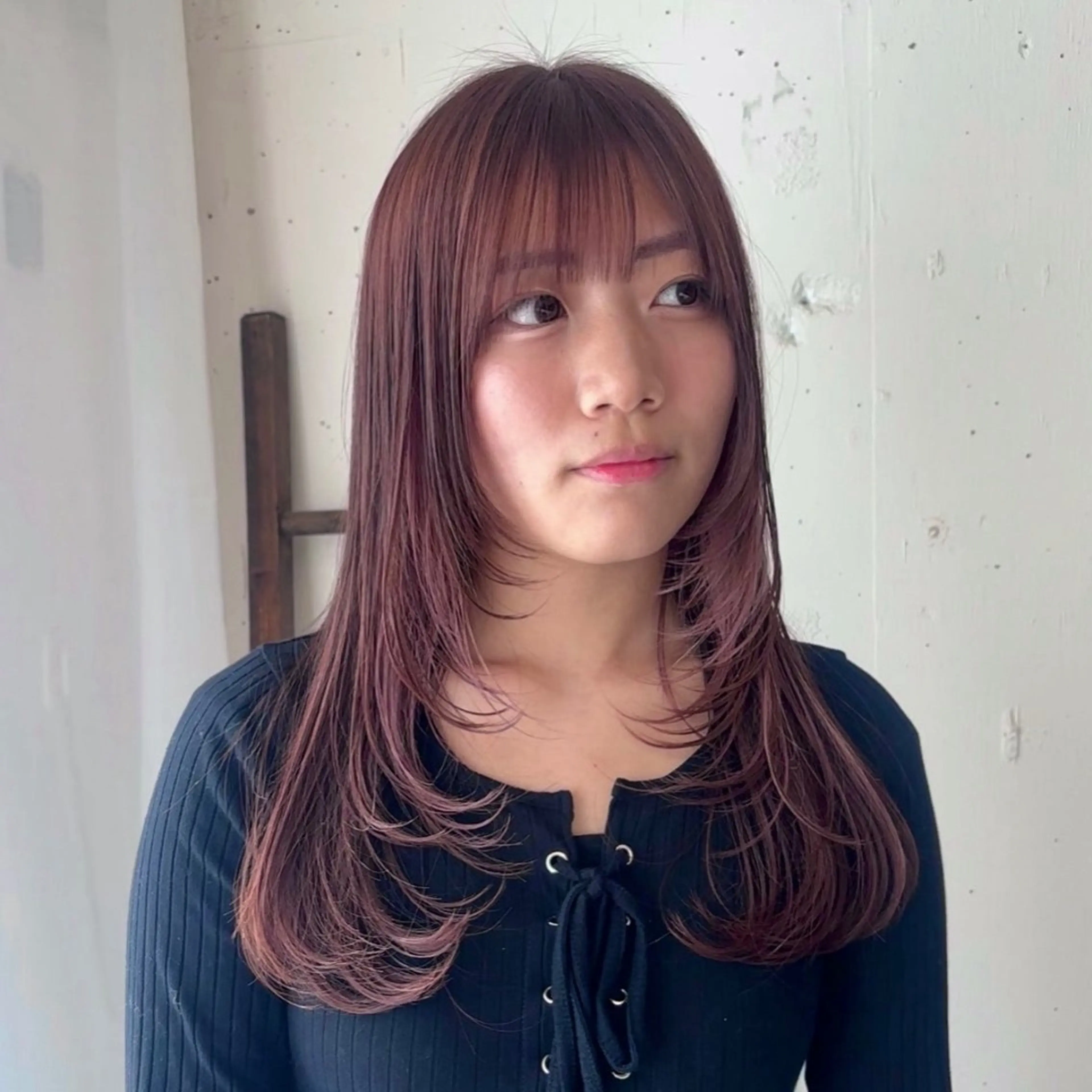 ロング カラー イヤリングカラー ピンクカラー ヘアカラー 🍒サクラ🍒 /透明感カラー/艶髪のヘアスタイル