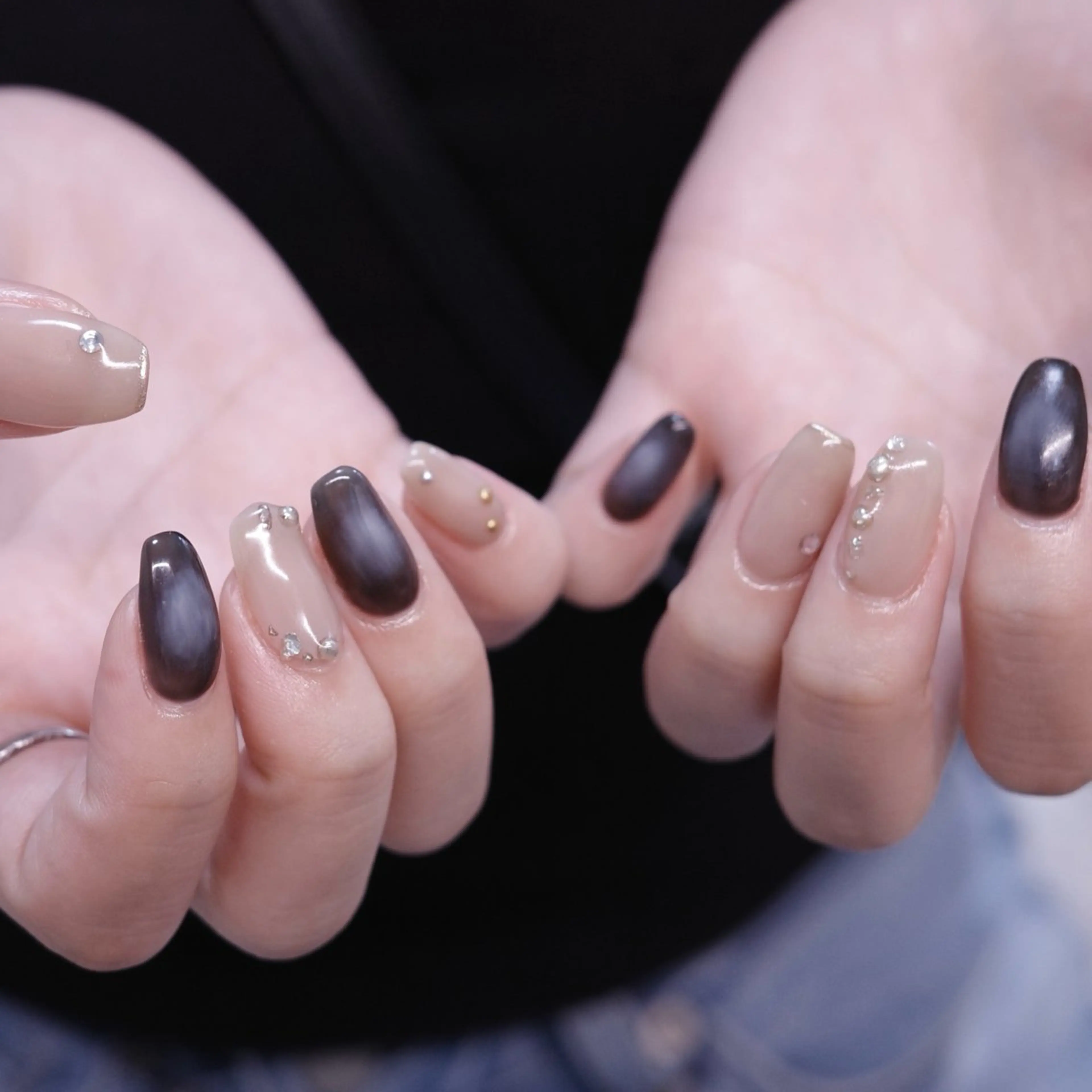 ネイル チークネイル ニュアンスネイル 冬ネイル ハンドネイル pointillé .ayaのネイルデザイン