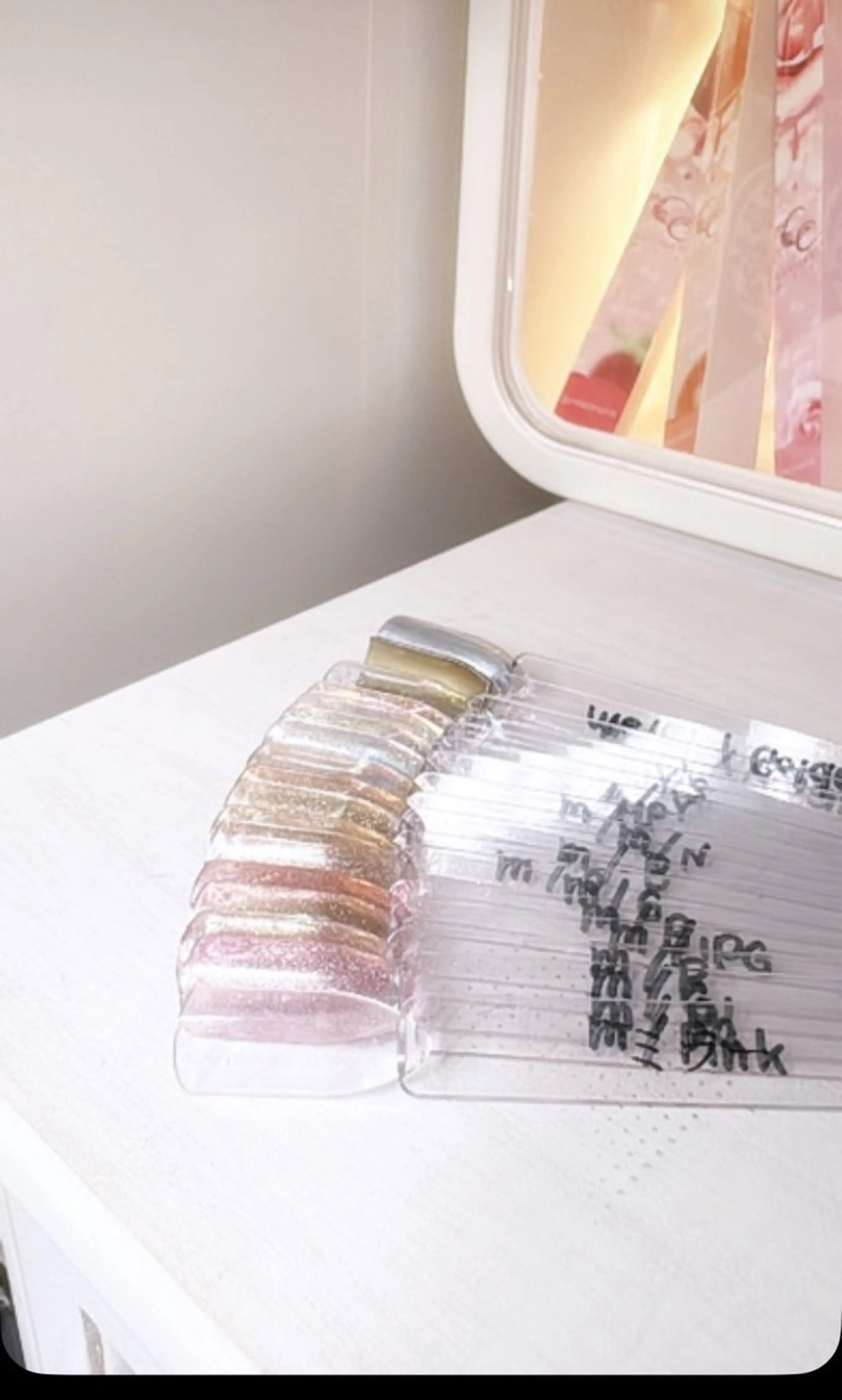 ネイル Ravie nail Nのネイルデザイン