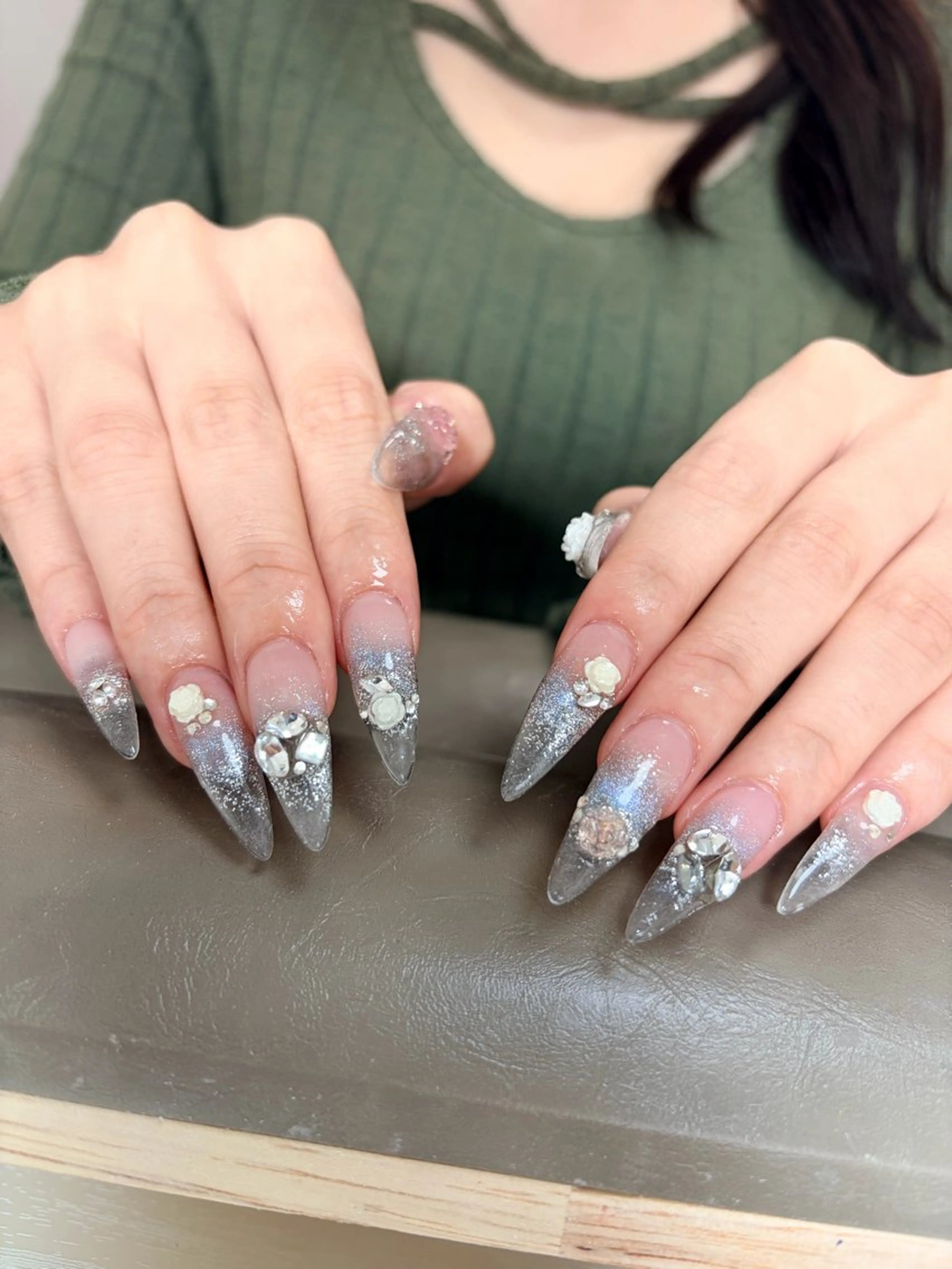 ネイル I pinknail 韓国風·持ち込み専門のネイルデザイン