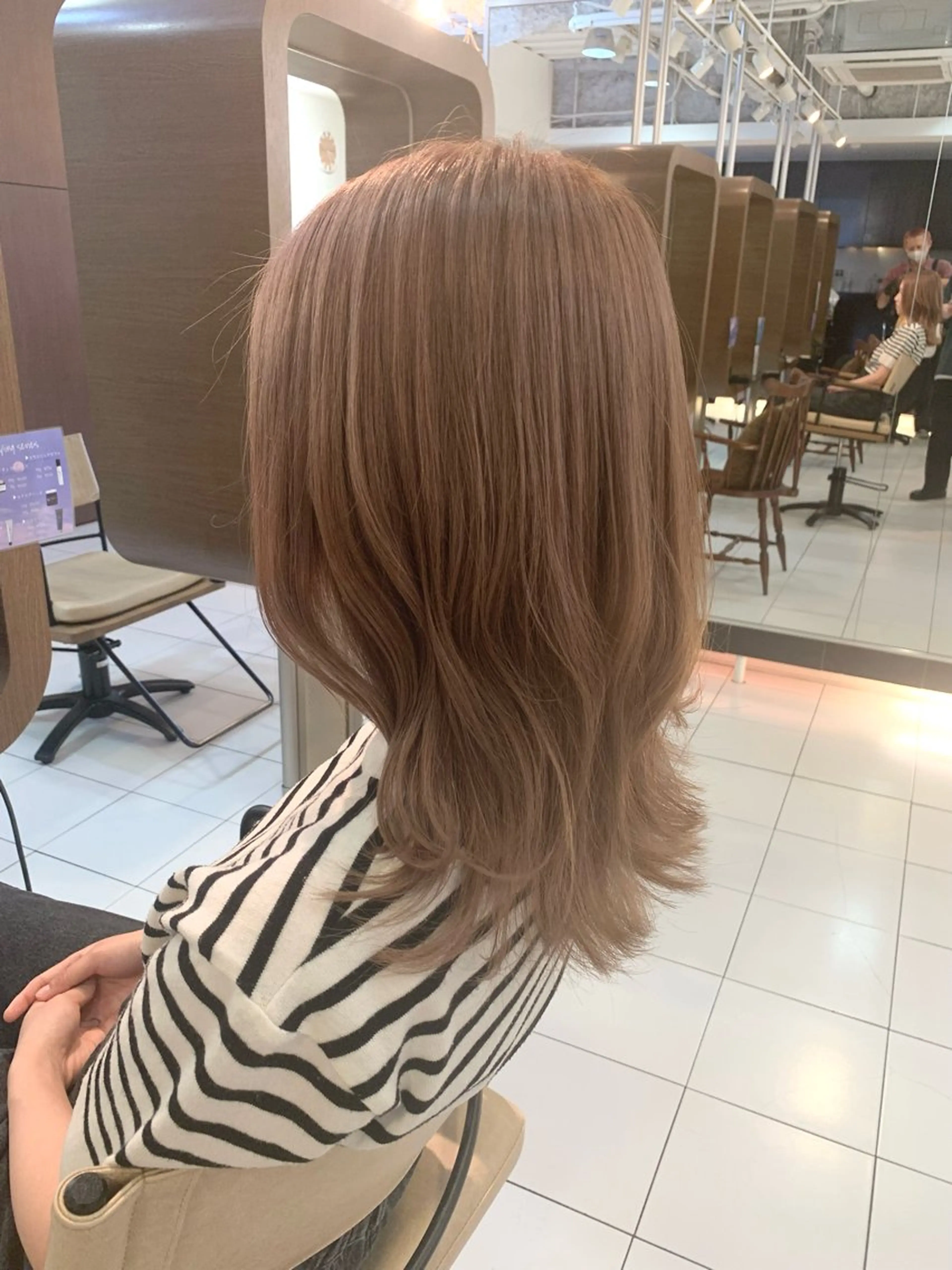 ミディアム カラー ベージュカラー カット ヘアカラー トリートメント ダブルカラー/ウルフ 上田　航平のヘアスタイル