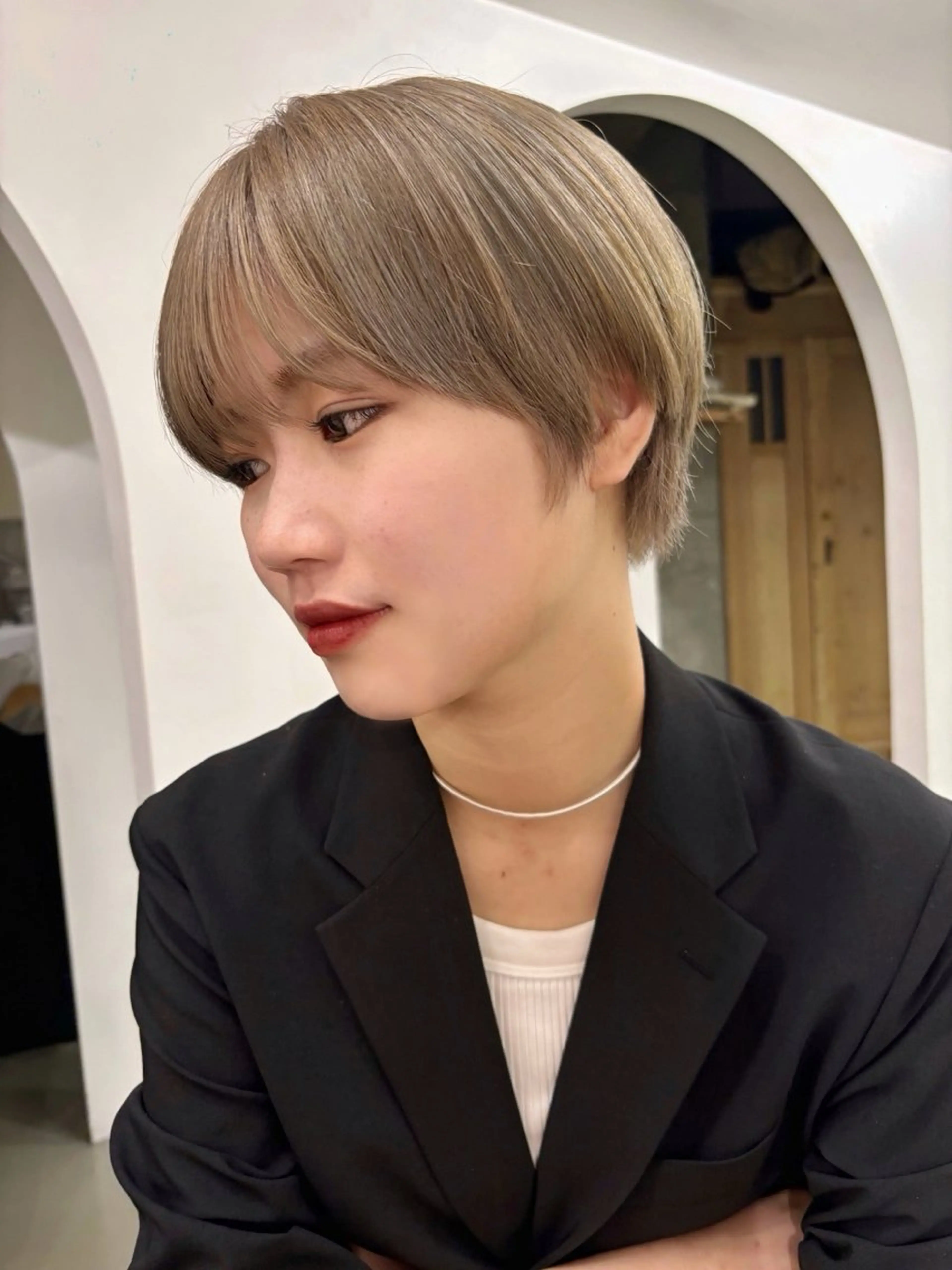 ショート 丸みショート デザインカット ショートヘア 小顔カット カット ヘアカラー mirai/レイヤー ボブ/デザインのヘアスタイル