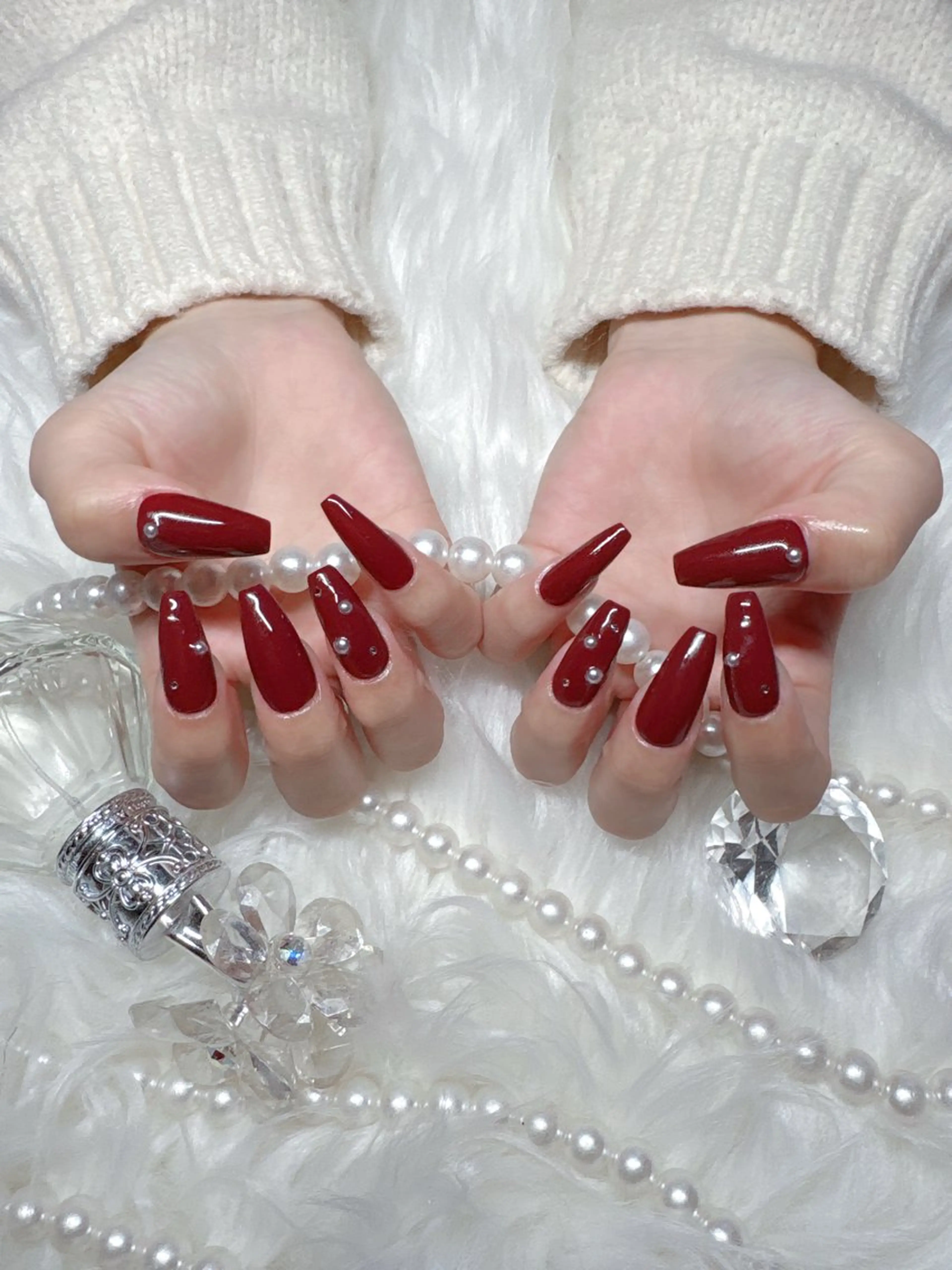 ネイル 赤色 冬ネイル クリスマス Yudia Manamiのネイルデザイン