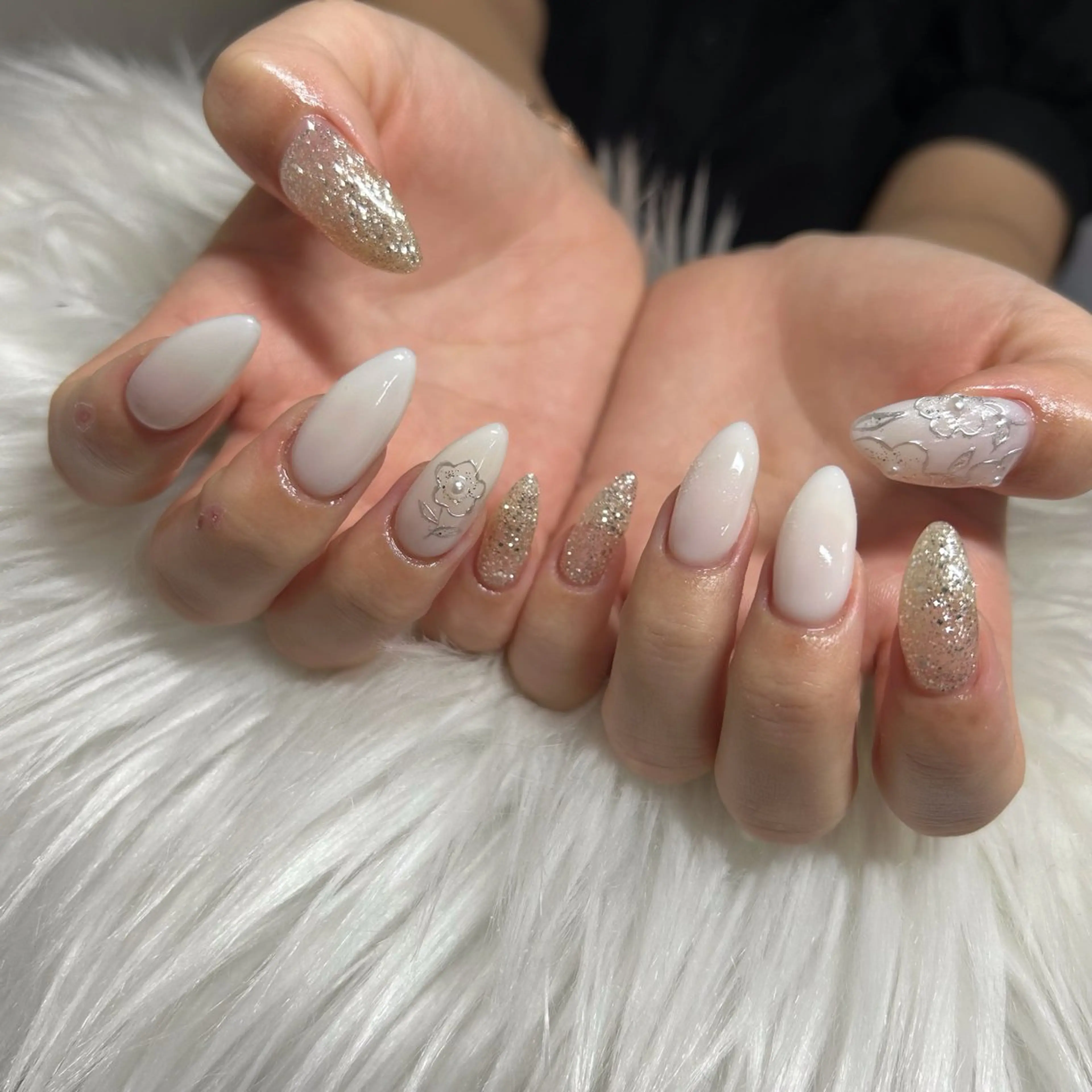 ネイル ミラーネイル ハンドネイル y's beauty京橋店のネイルデザイン