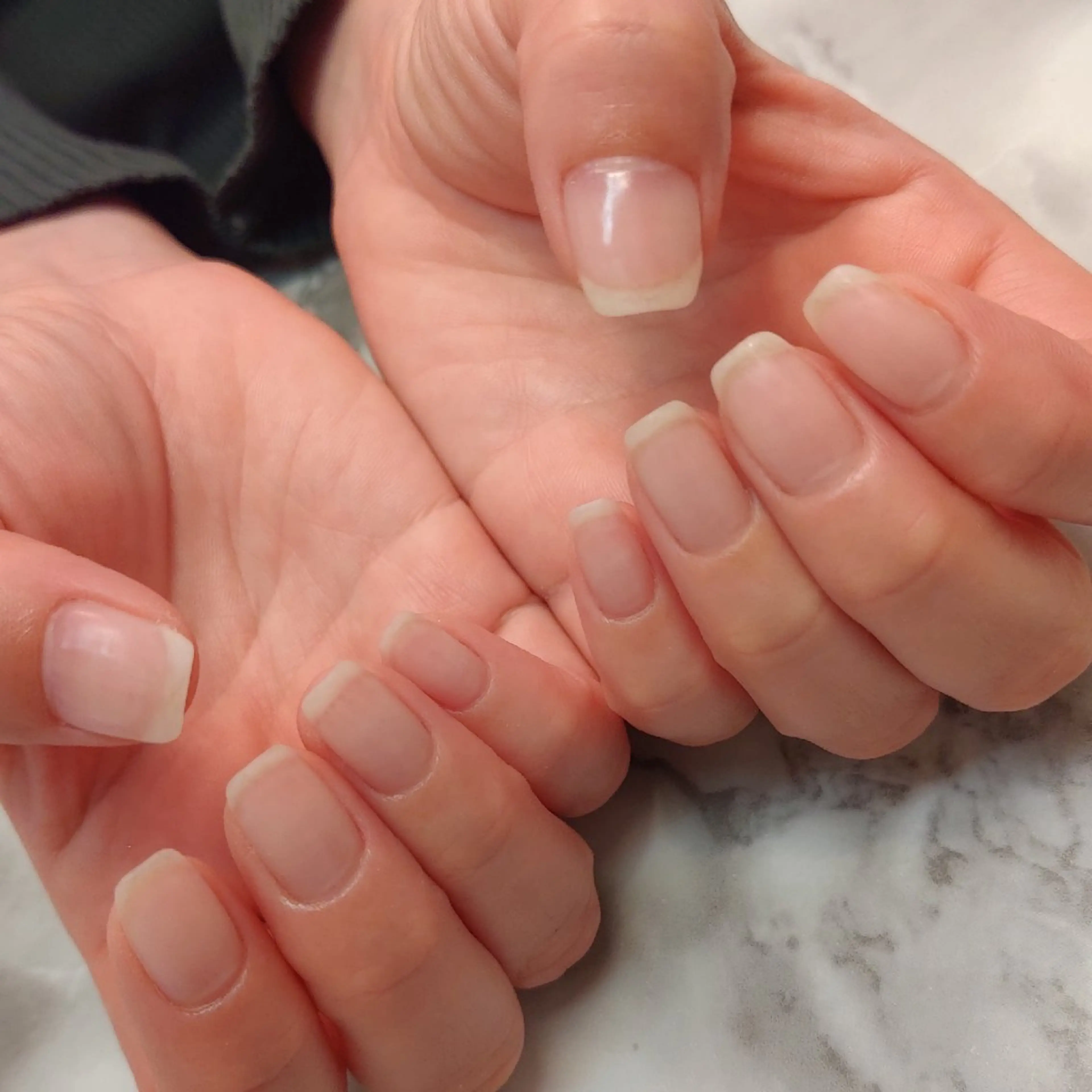 ネイル ジェヌインネイル 河内のネイルデザイン