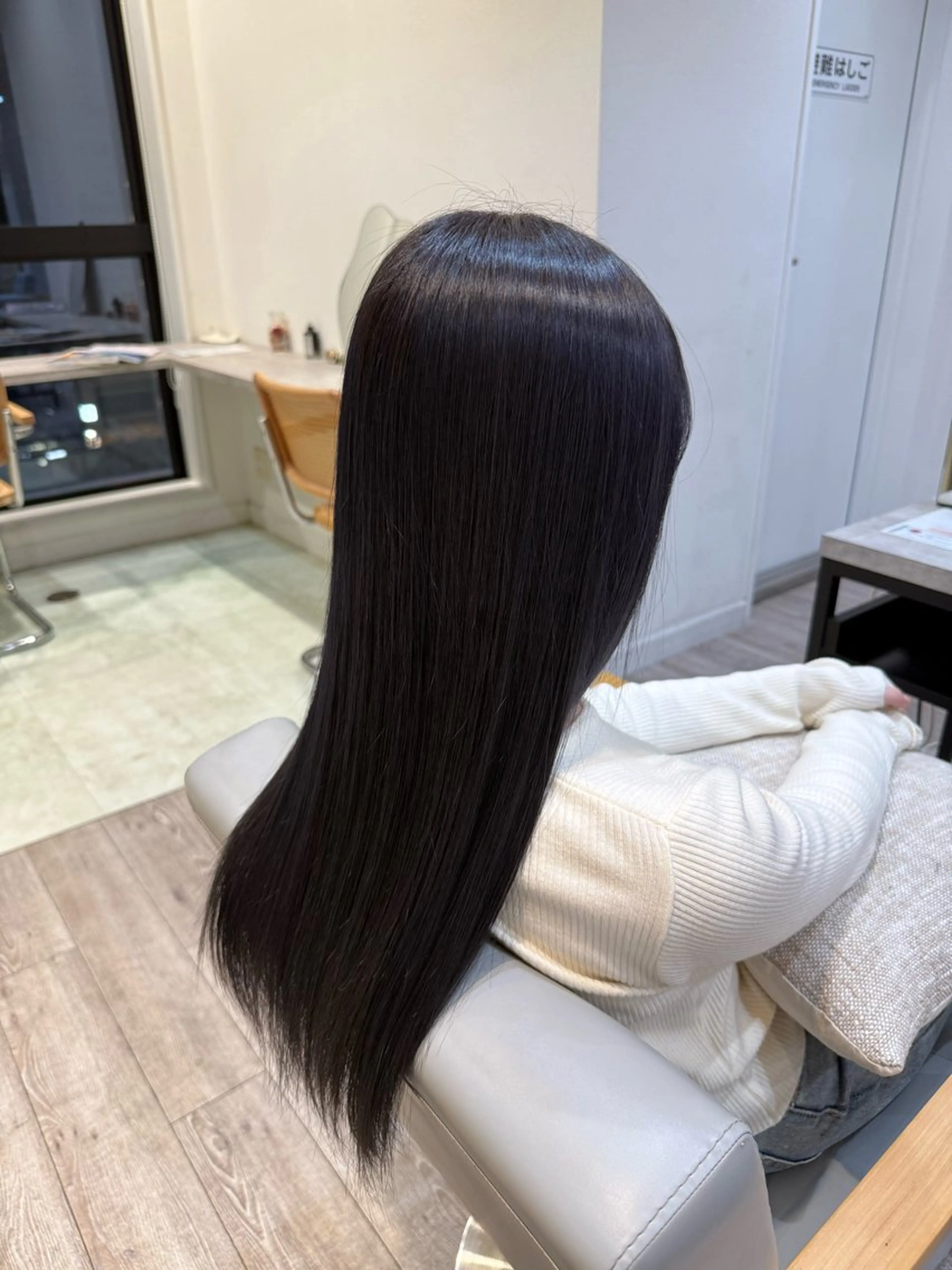 ロング カラー ヘアカラー クロギ リョウのヘアスタイル