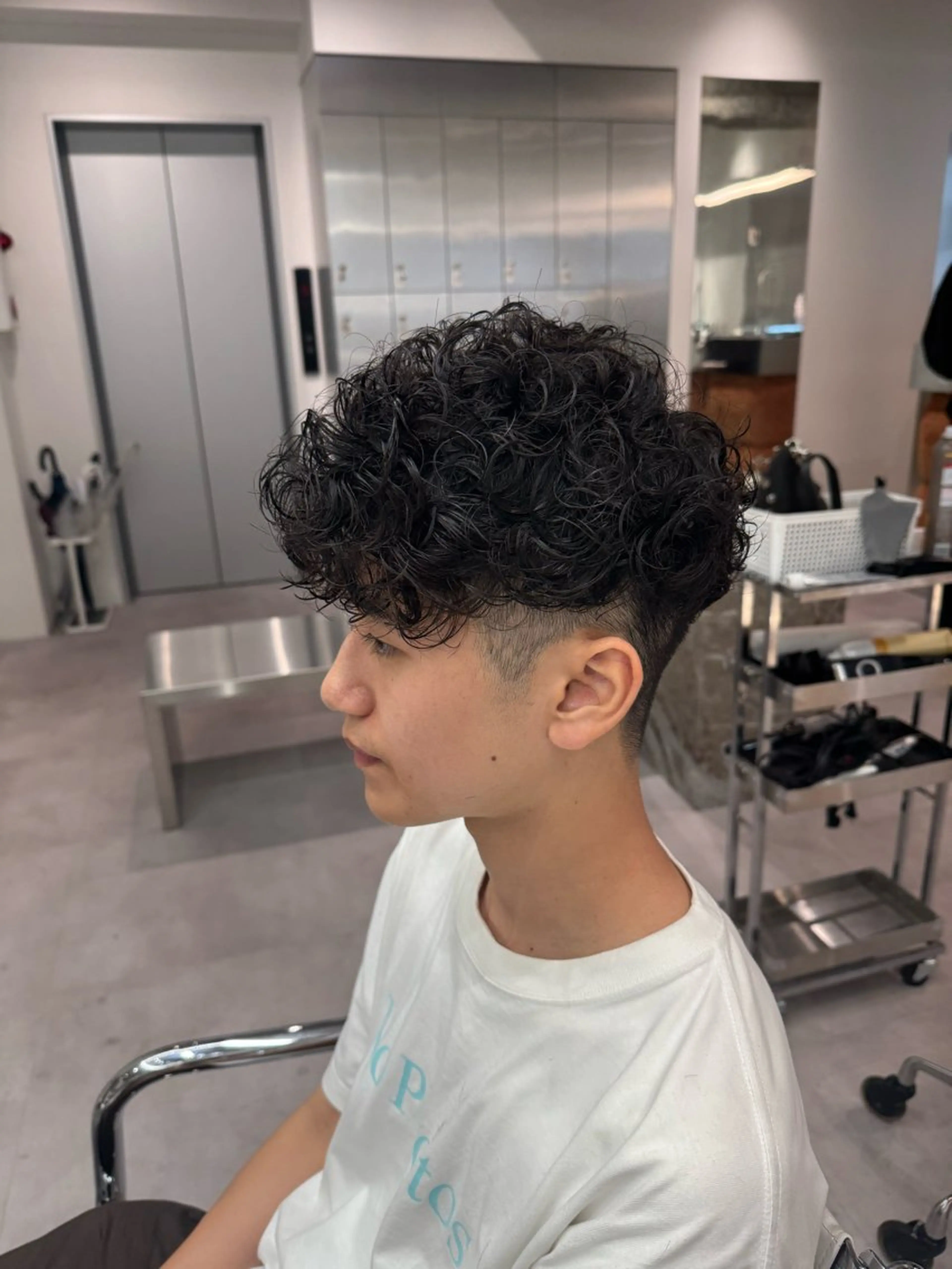 パーマ メンズ スペインカール ブリーチ/パーマ特化 片平和寿のヘアスタイル