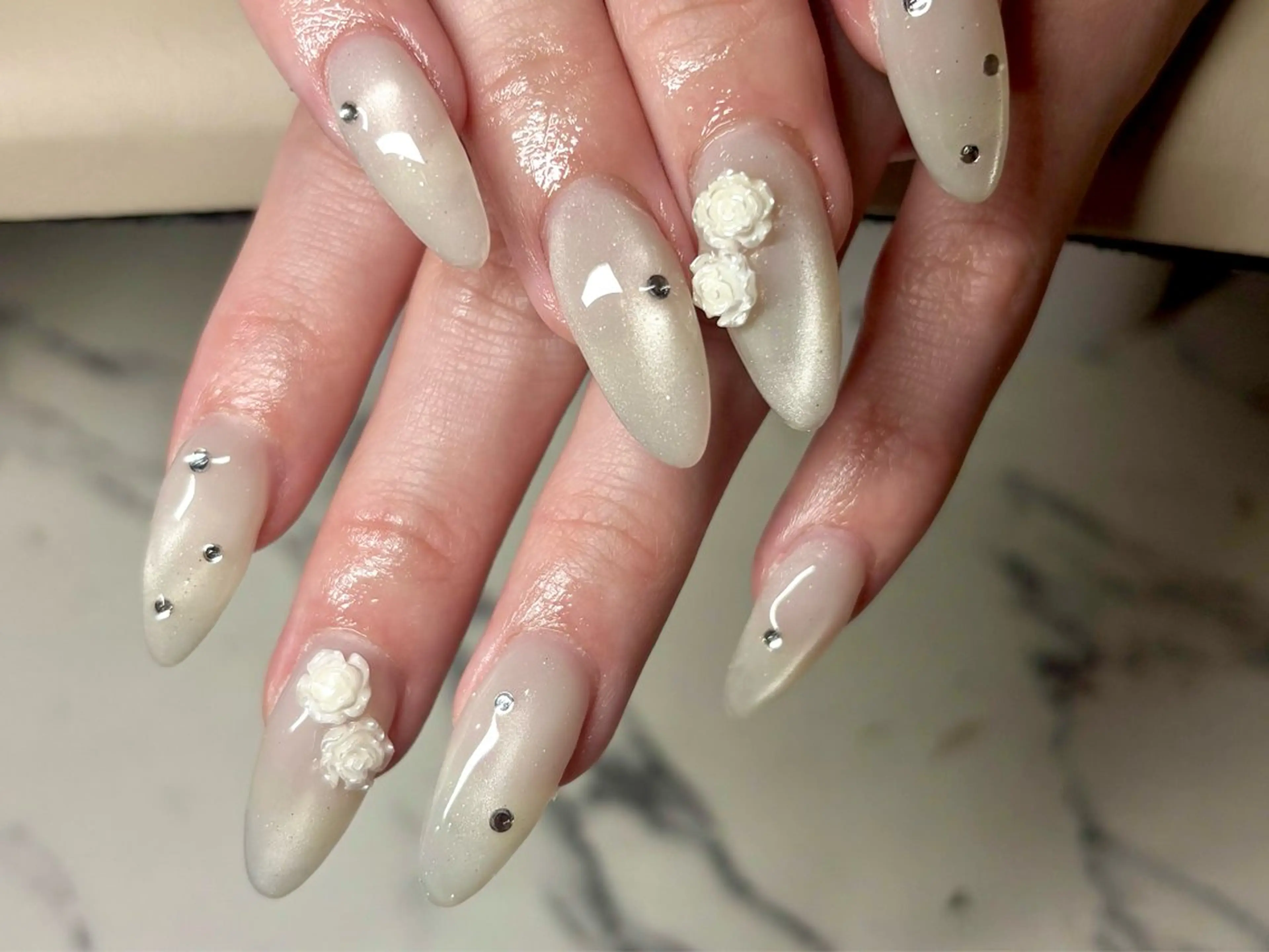 ロング ハンドネイル mimimi beauty salon所属・I. MITSUKIのネイルデザイン