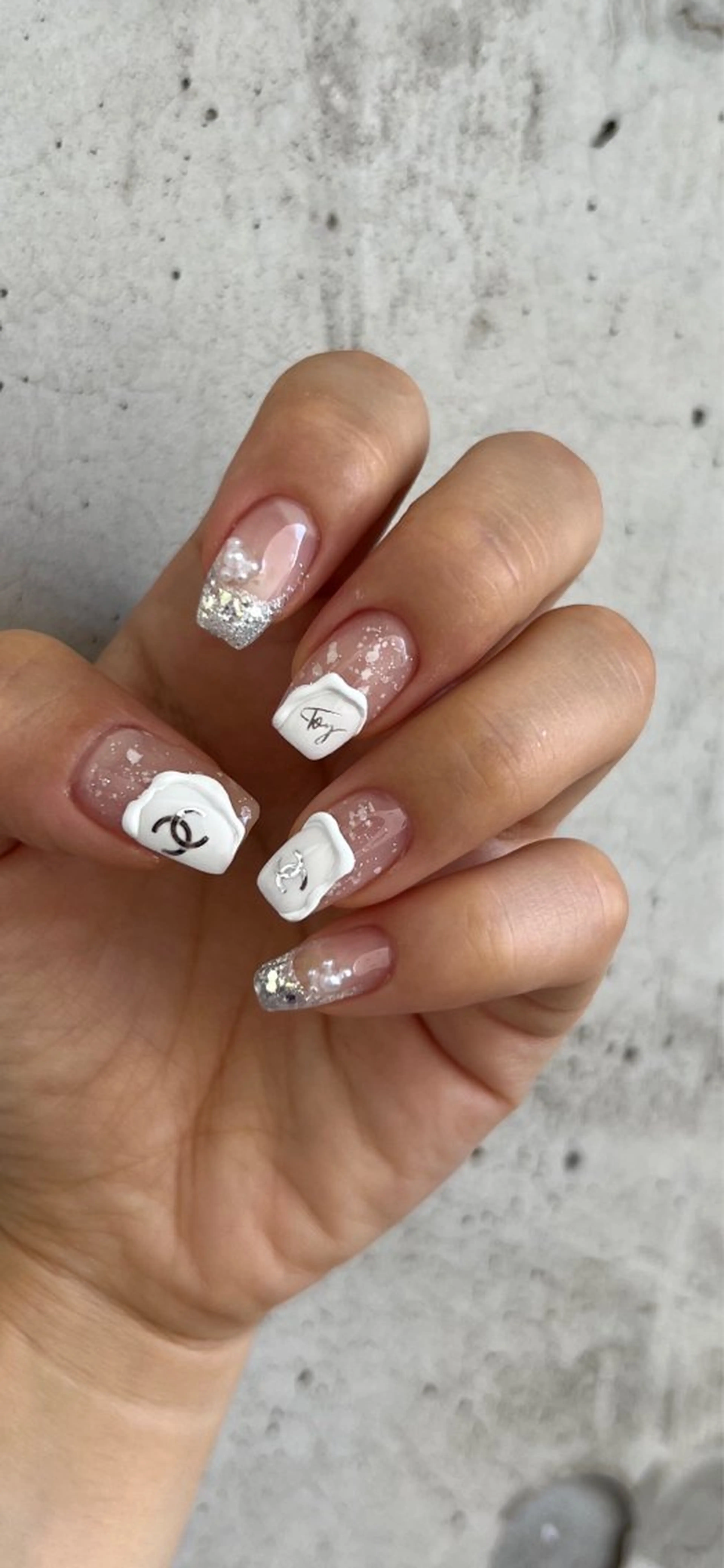 ネイル 持ち込み ニュアンスネイル Charme. NOBUKOのネイルデザイン