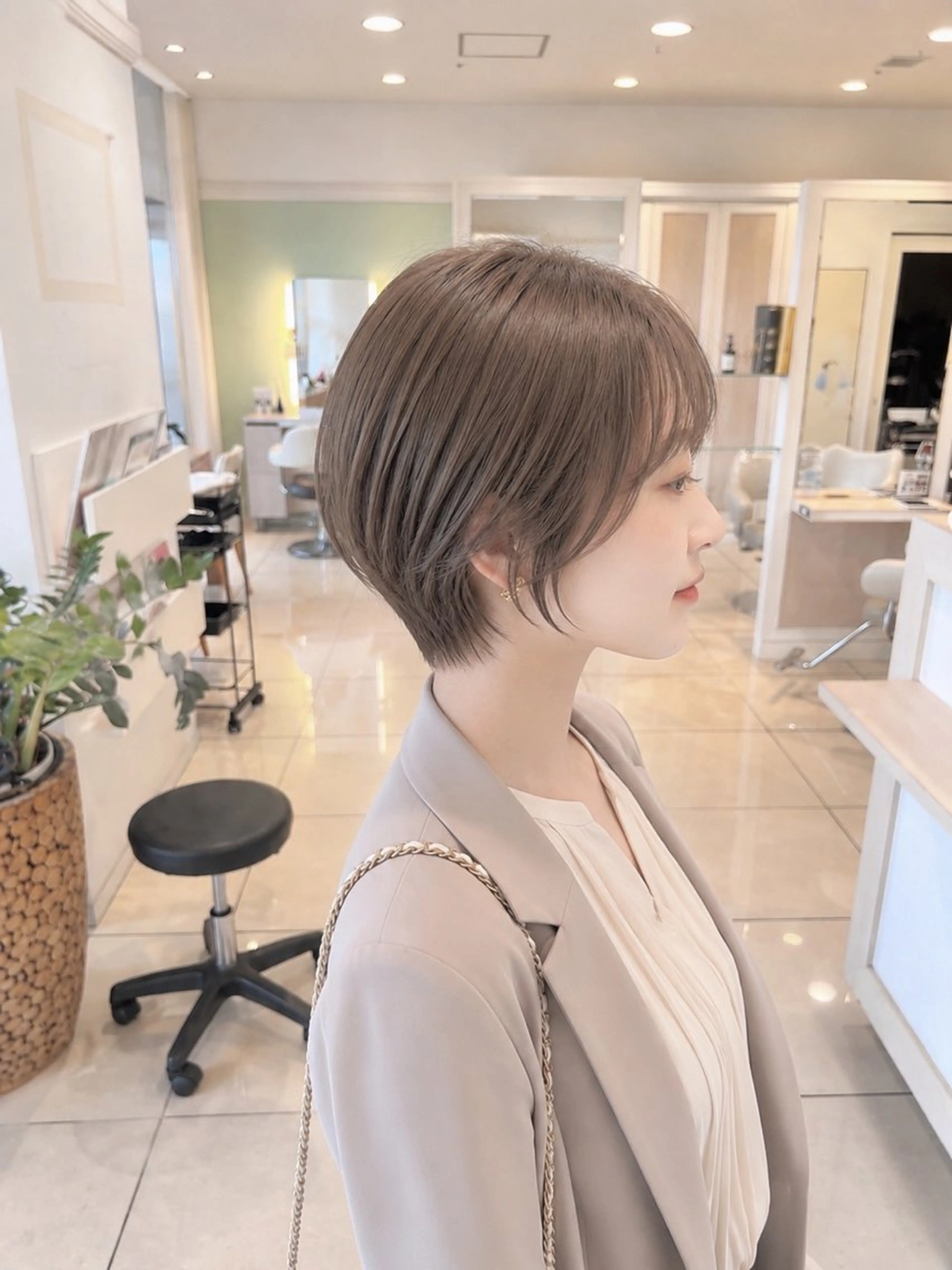 ショート カラー カット ヘアカラー トリートメント 金子 直樹のヘアスタイル