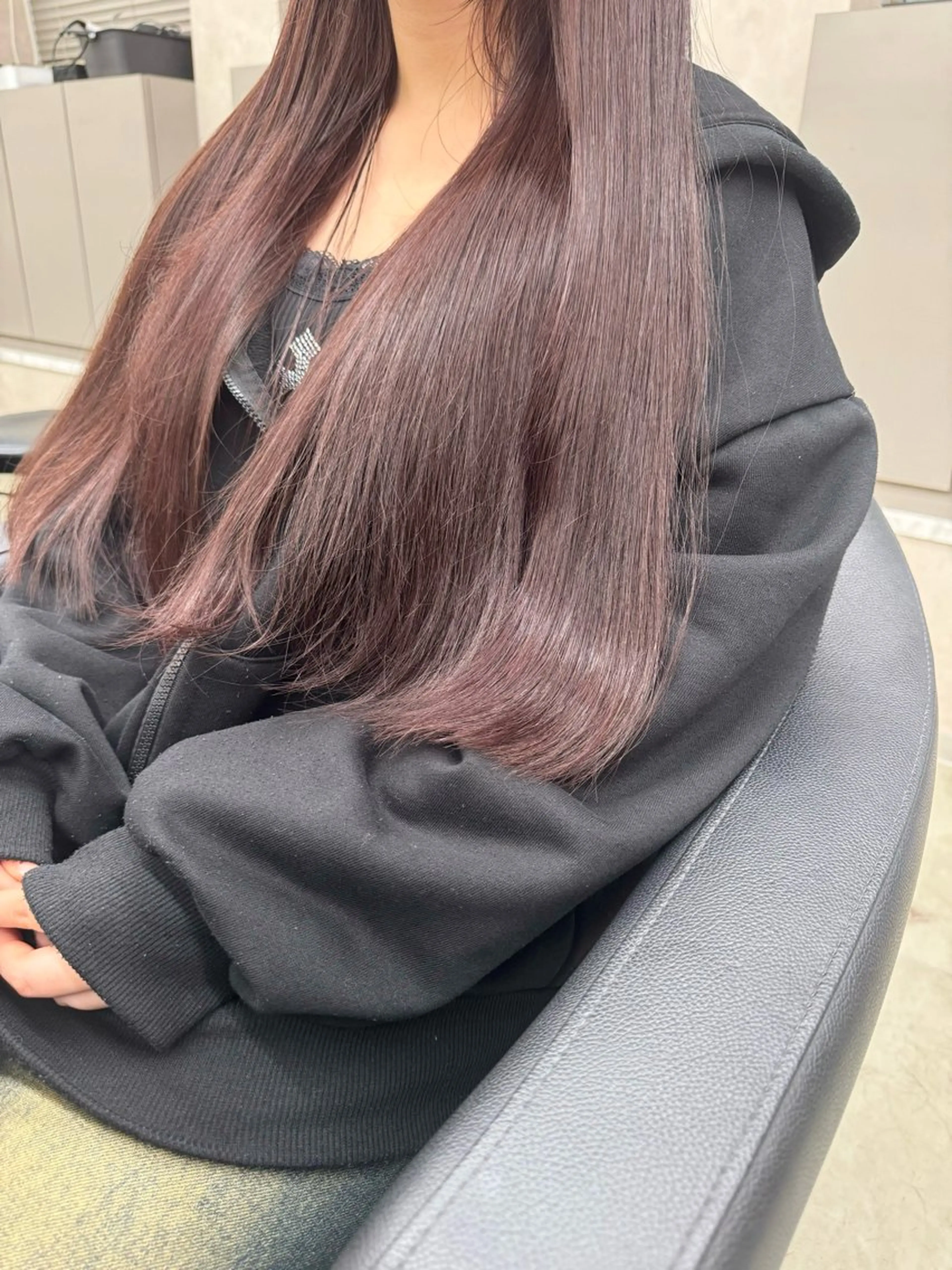 カラー ヘアカラー トリートメント 透明感ベージュ🤎 ナチュラルレイヤーのヘアスタイル