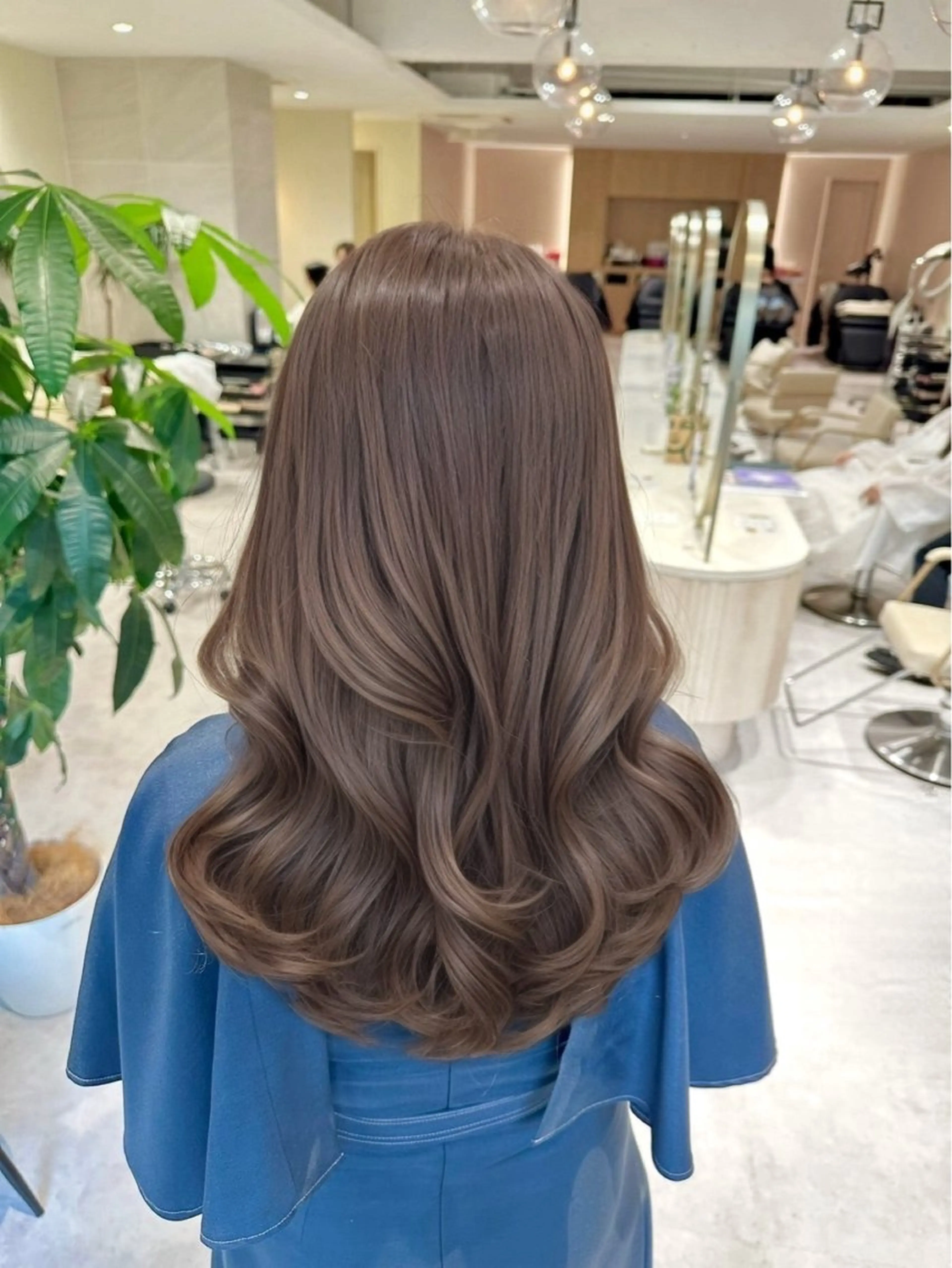 ロング カラー ベージュカラー イルミナカラー カット ヘアカラー トリートメント Ms.CHARM所属・透明感カラー🌿 グレージュ🐺陽介のヘアスタイル