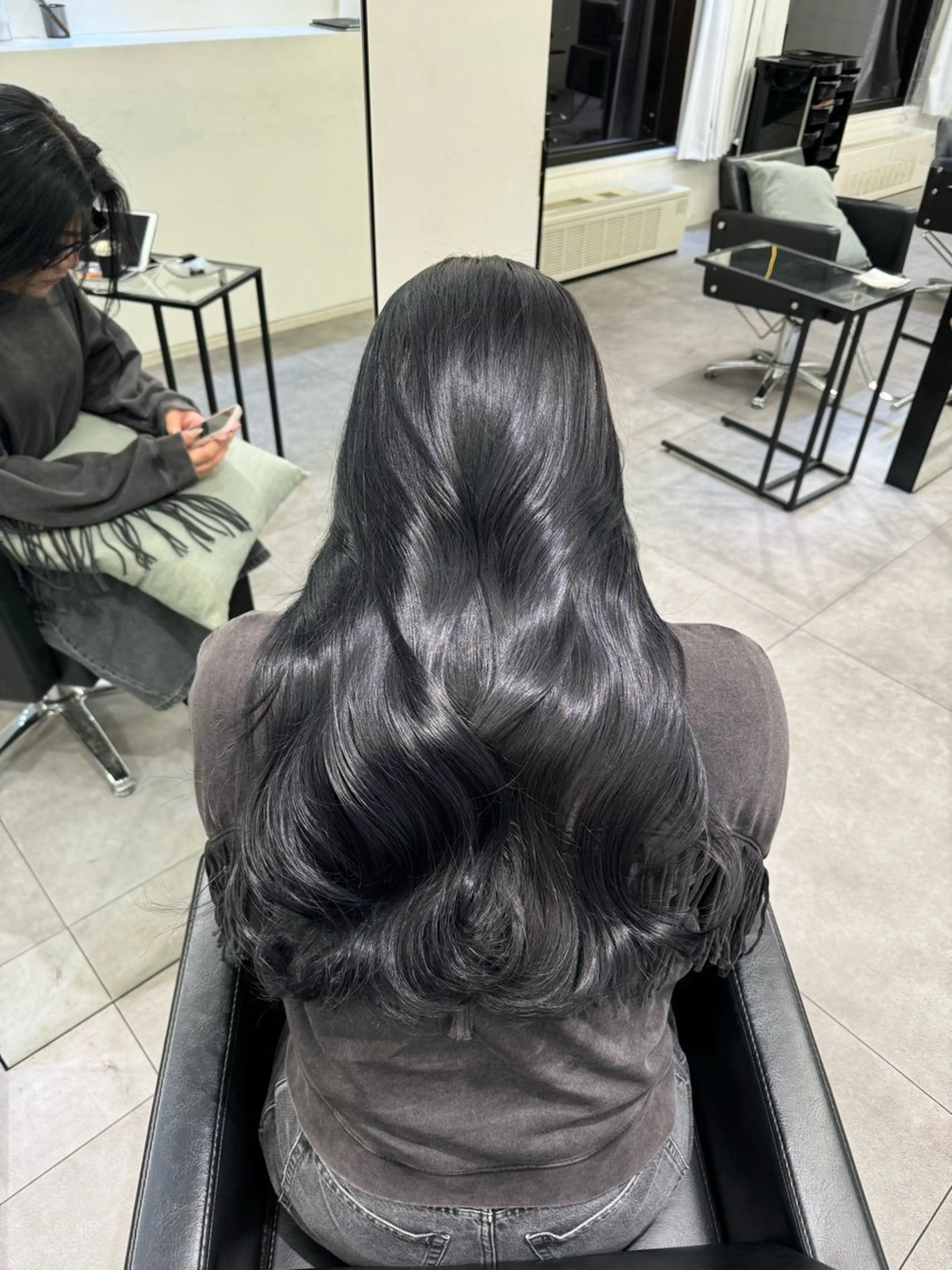 ロング レイヤーカット💎 髪質改善のヘアスタイル