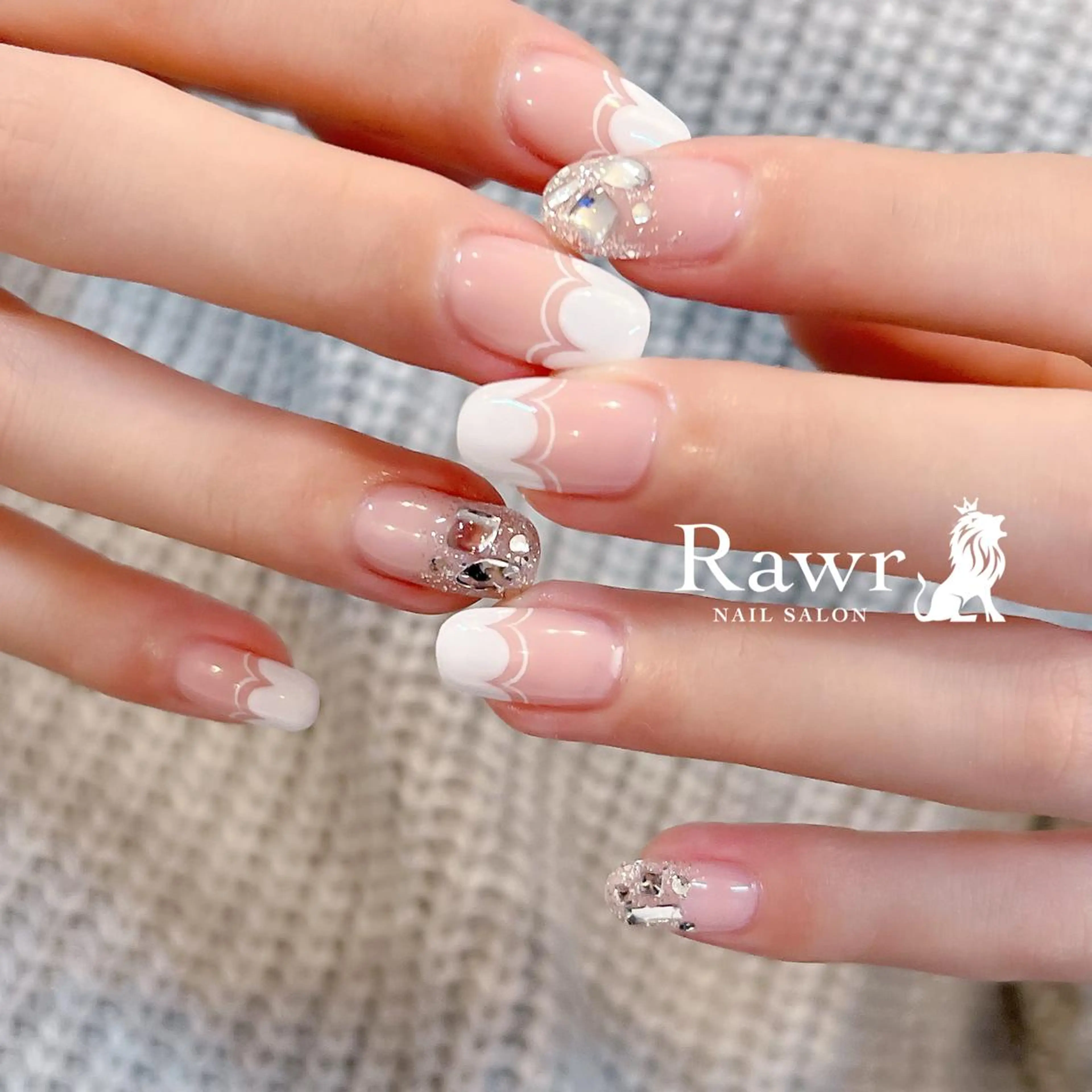 ネイル フレンチネイル ジェルネイル レース パラジェル ハンドネイル Rawr / saoriのネイルデザイン