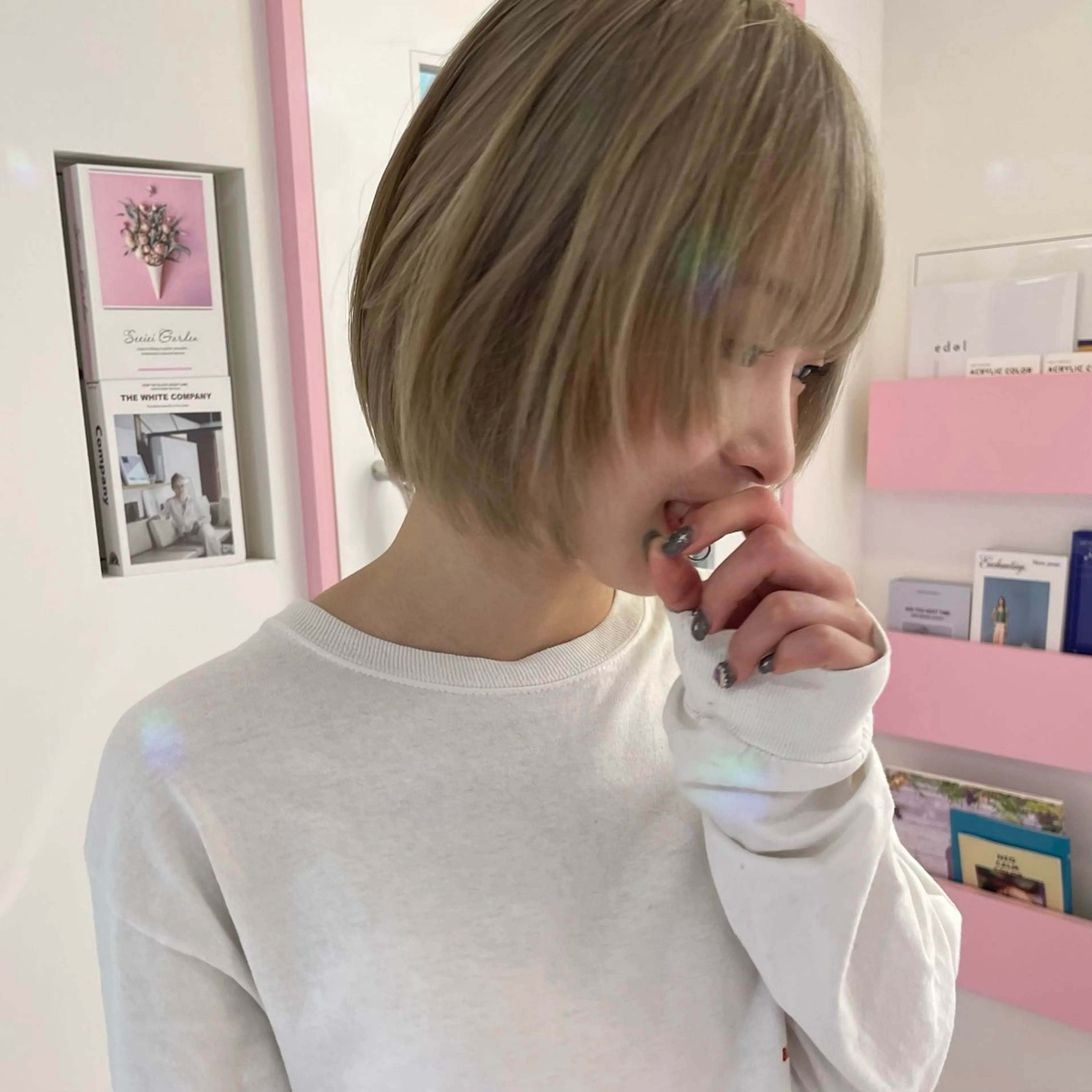 ショート カラー メイ ☪️のヘアスタイル