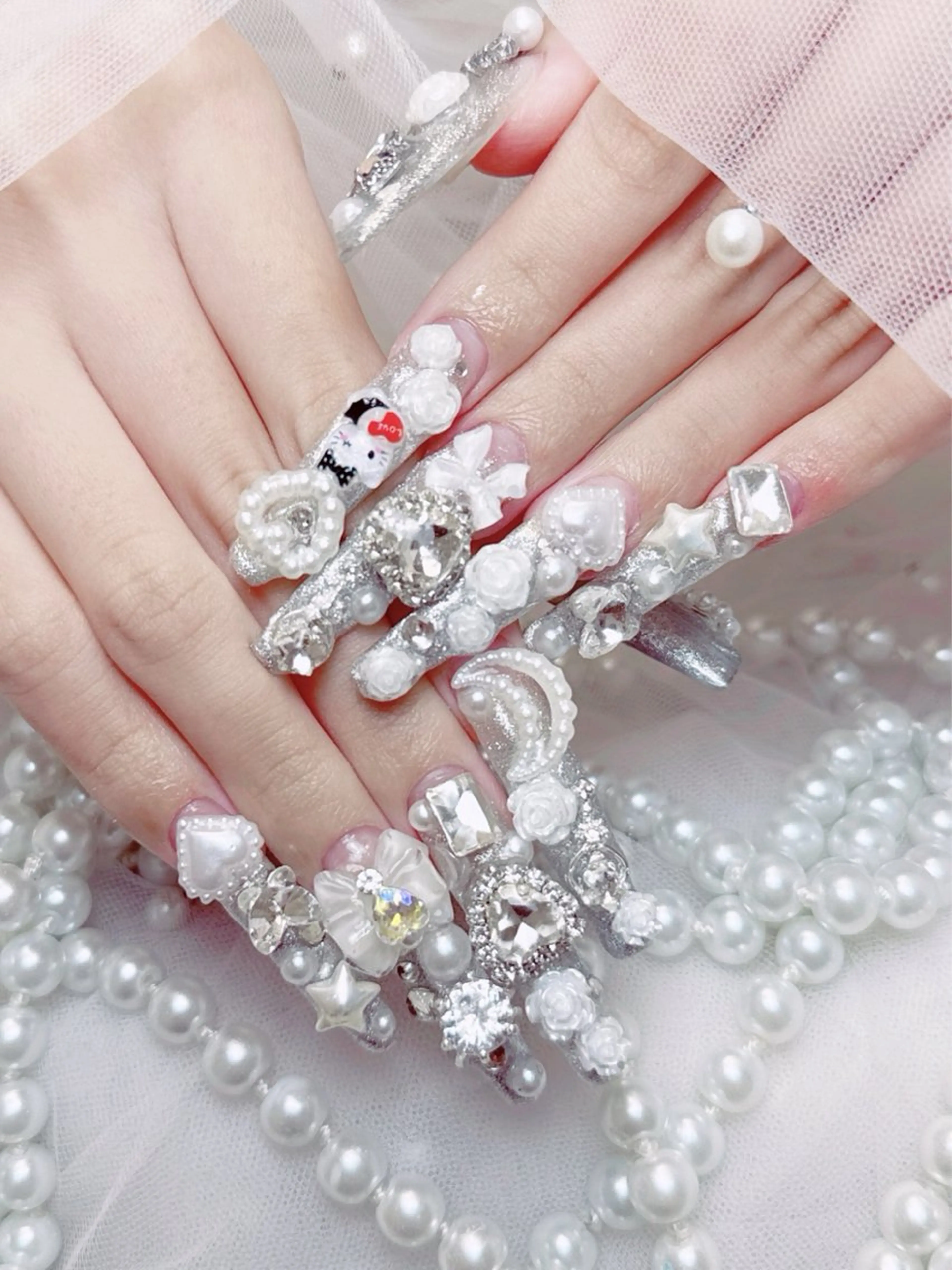 ネイル フレンチネイル ジェルネイル ハート 韓国ネイル マグネットネイル ハンドネイル ネイルサロン lotusのネイルデザイン