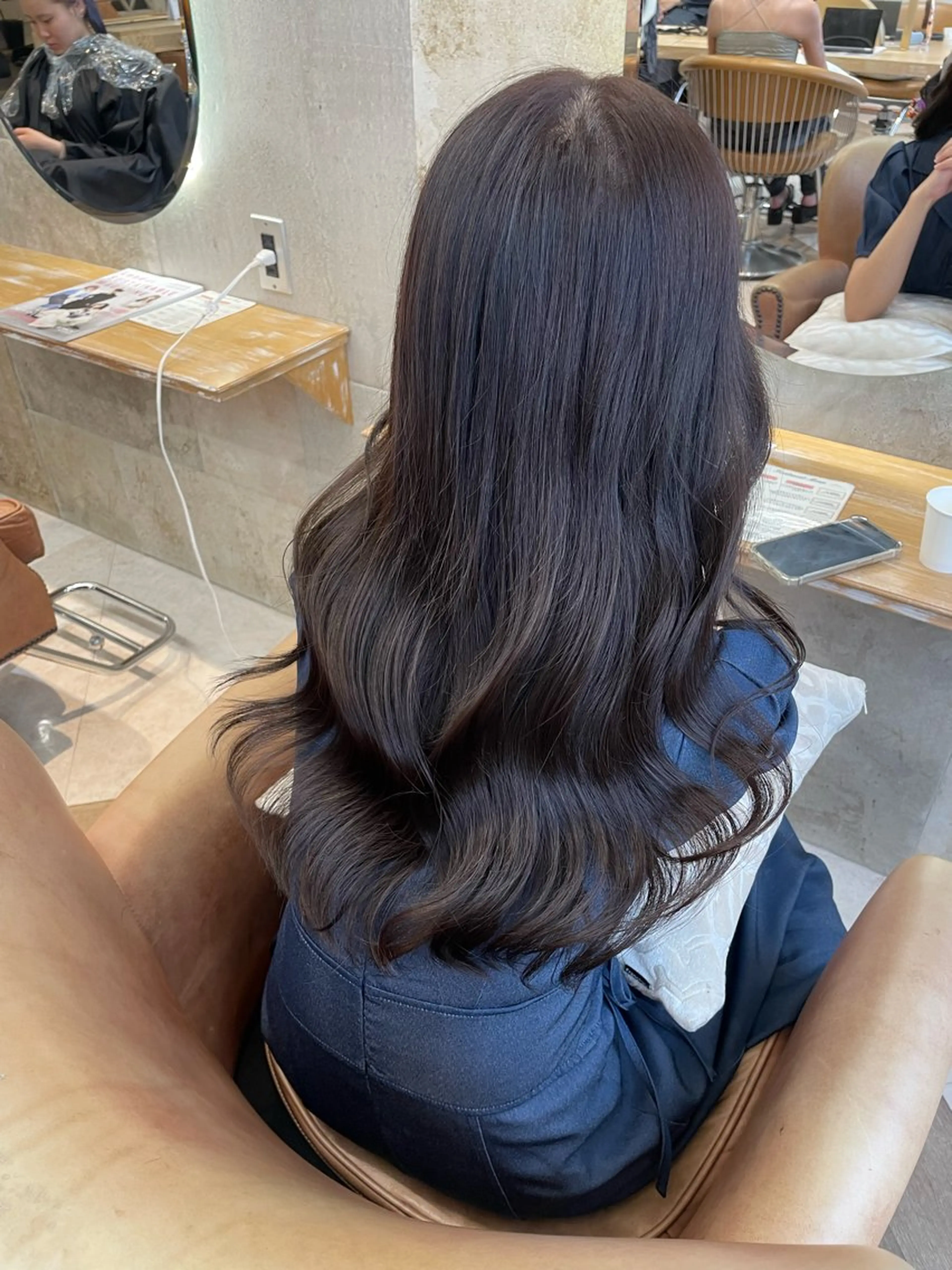 ロング ヘアカラー トリートメント Kanami/韓国風 /艶カラーのヘアスタイル