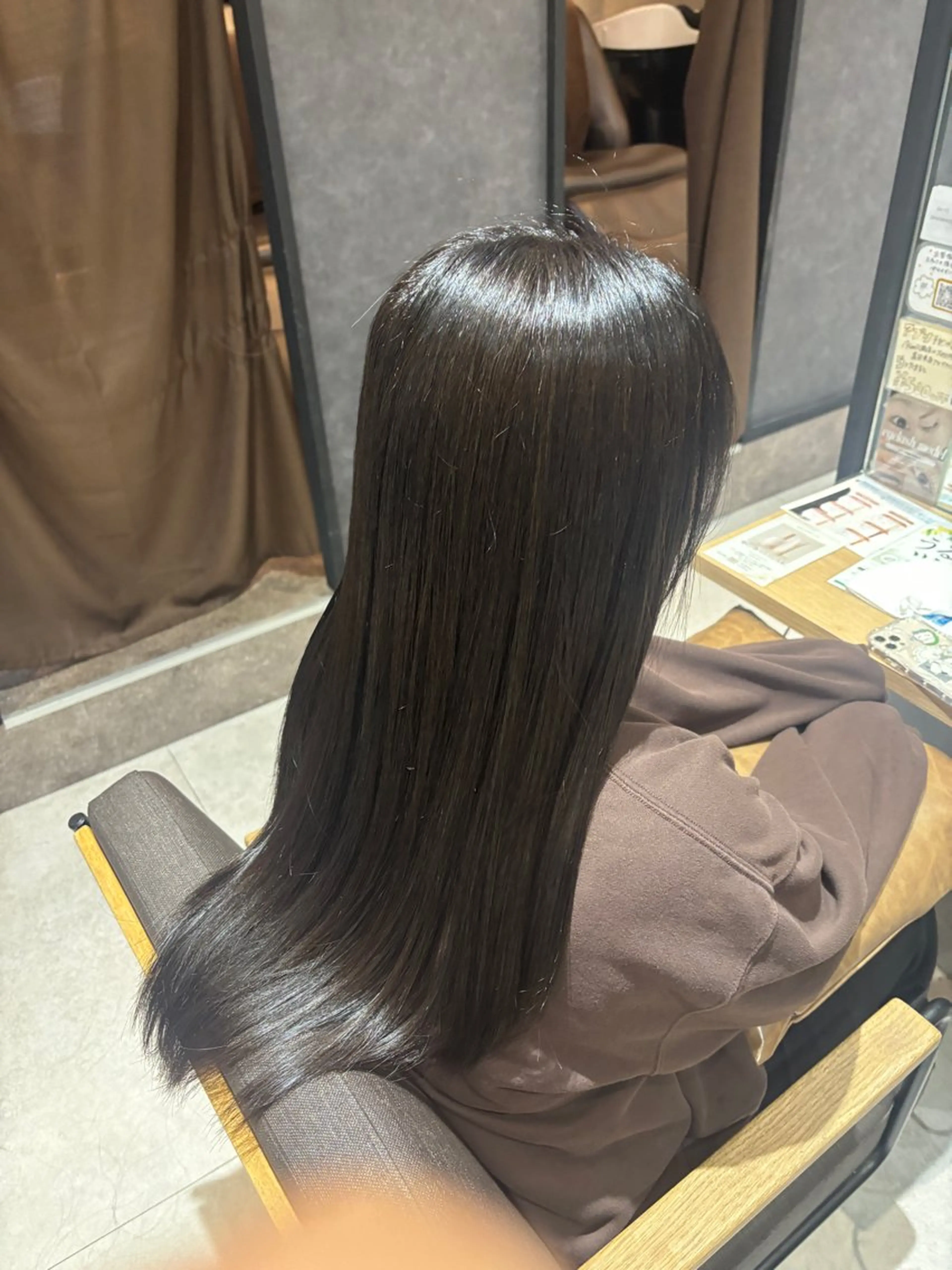 ロング カラー ベージュカラー オリーブベージュ ヘアカラー トリートメント konomi✧︎*。 ／暖色カラー🍒‎のヘアスタイル