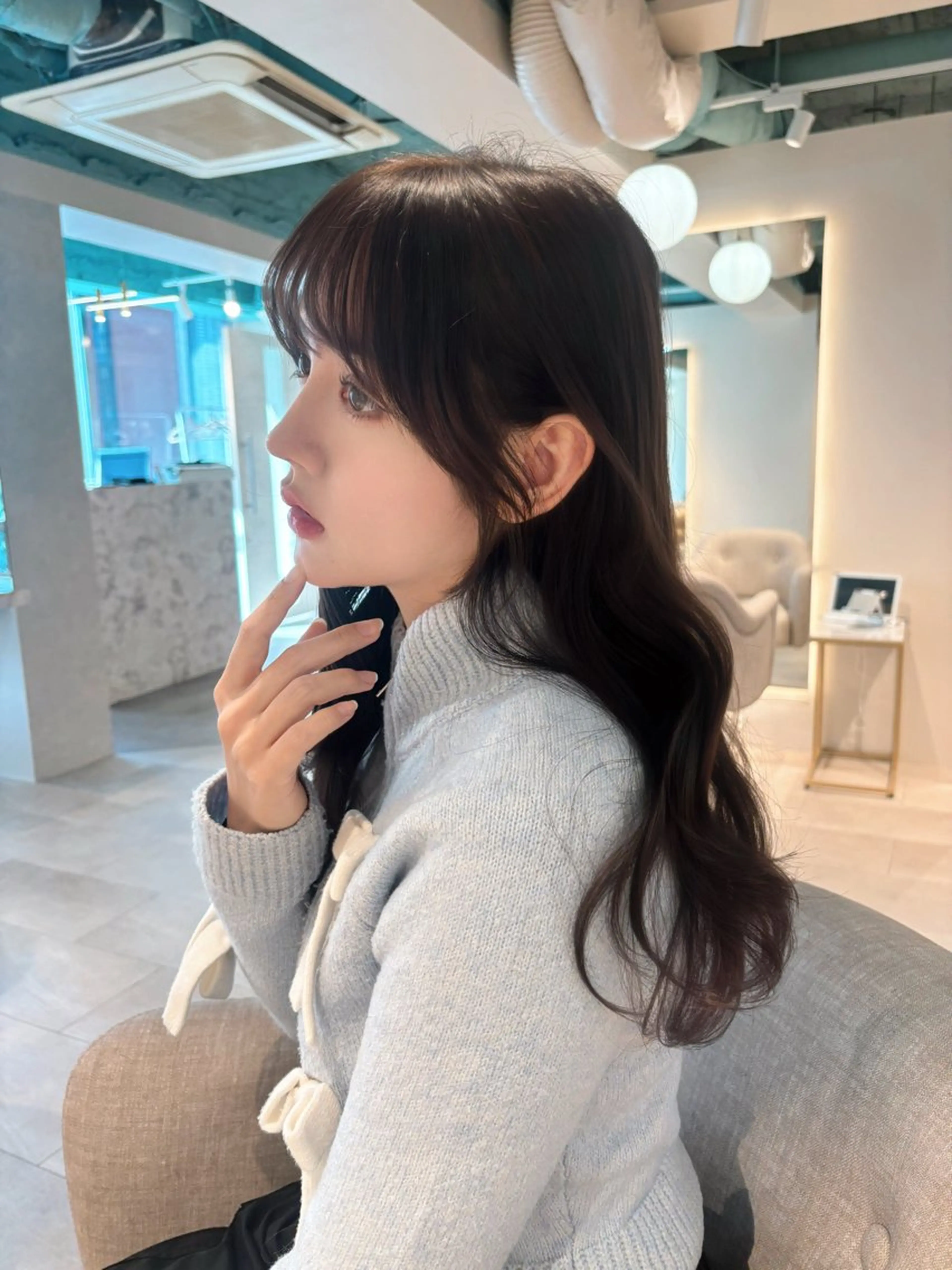 ロング 顔周りカット ヘアカラー レイヤーカット/ 透明感カラー🤍楓のヘアスタイル