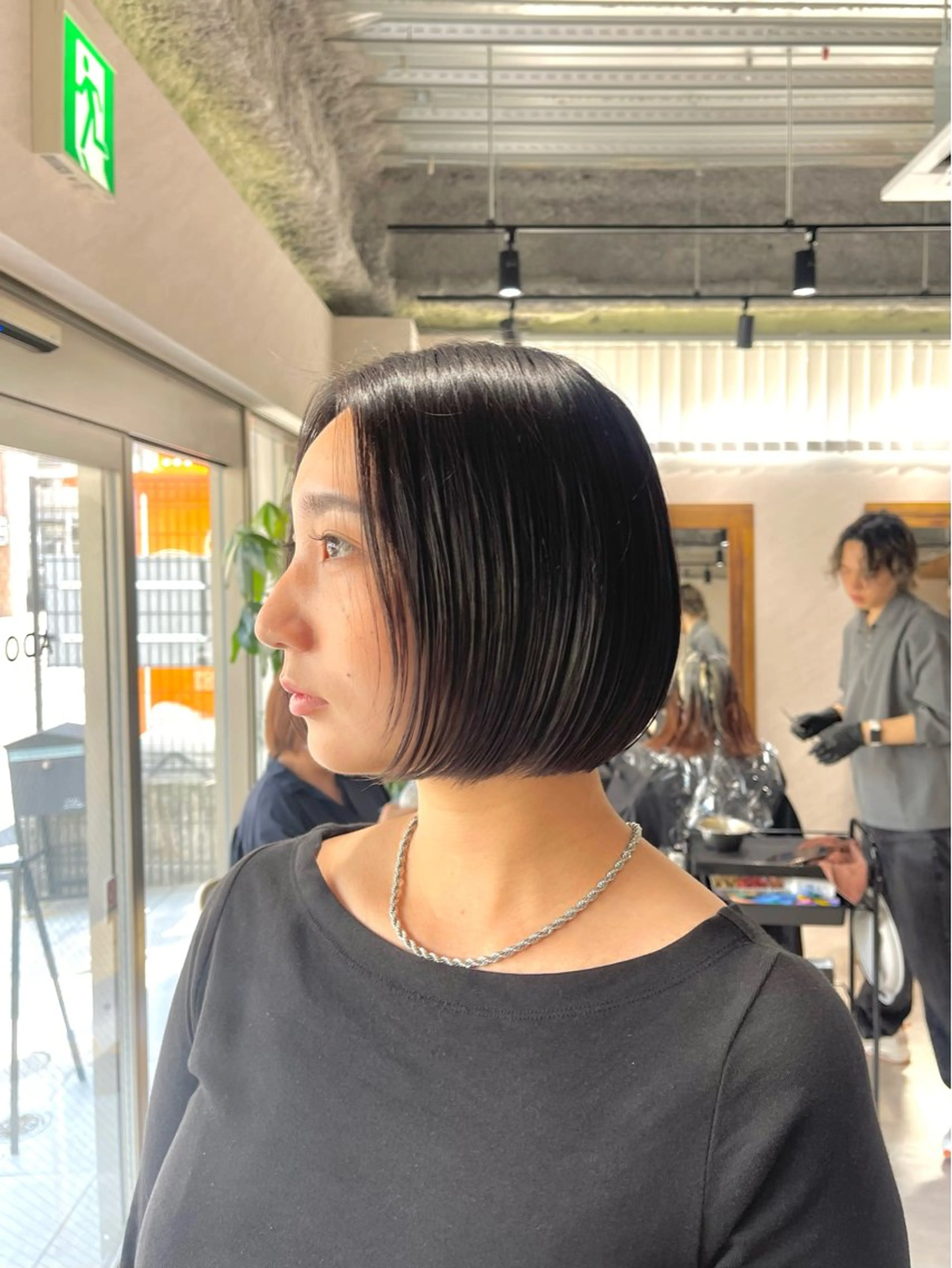 ショート カラー ボブ カット 縮毛矯正 トリートメント 🩵ボブ/レイヤー /髪質改善🩵のヘアスタイル