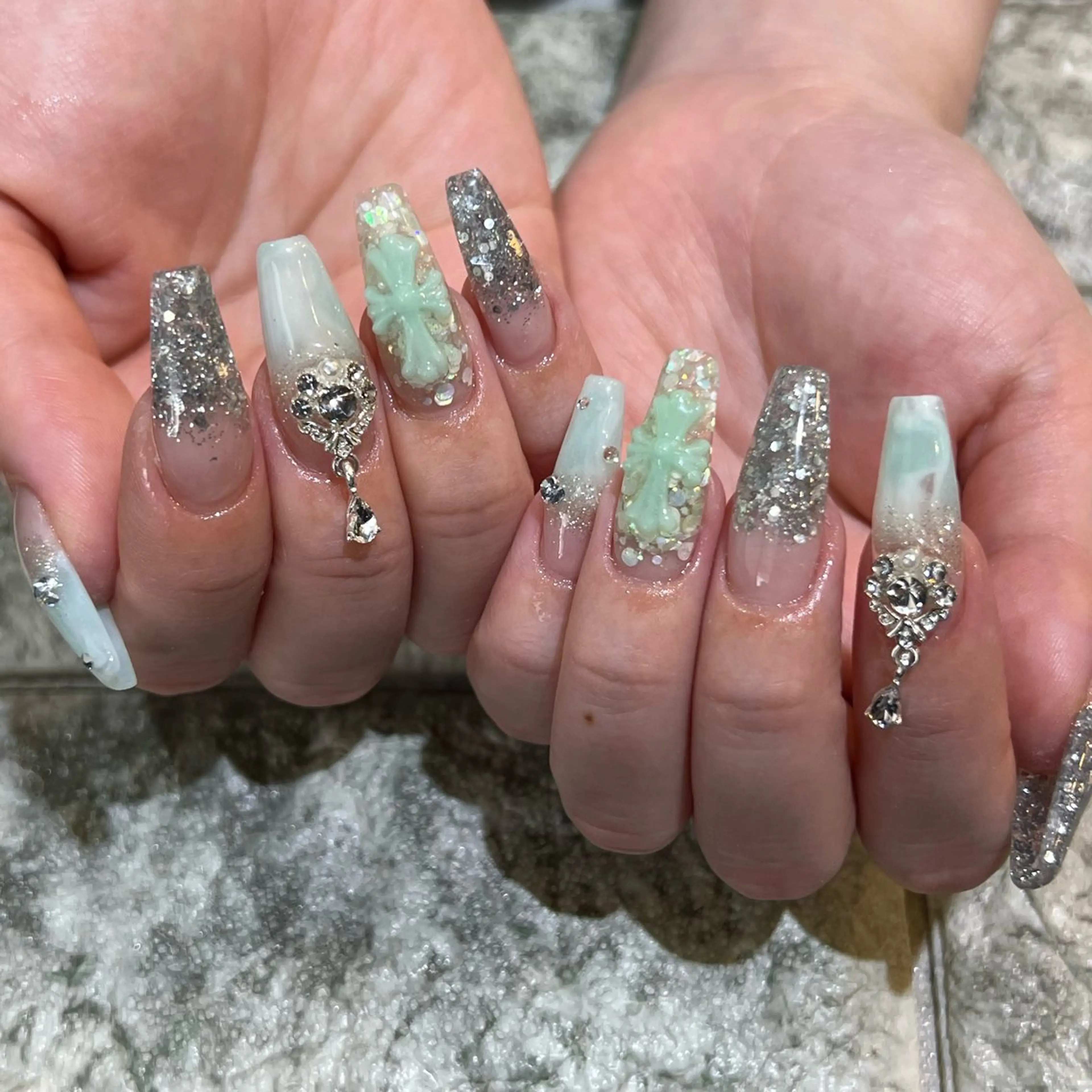 ネイル ハンドネイル アクリルスカルプ𓆈 RounGe町田店のネイルデザイン
