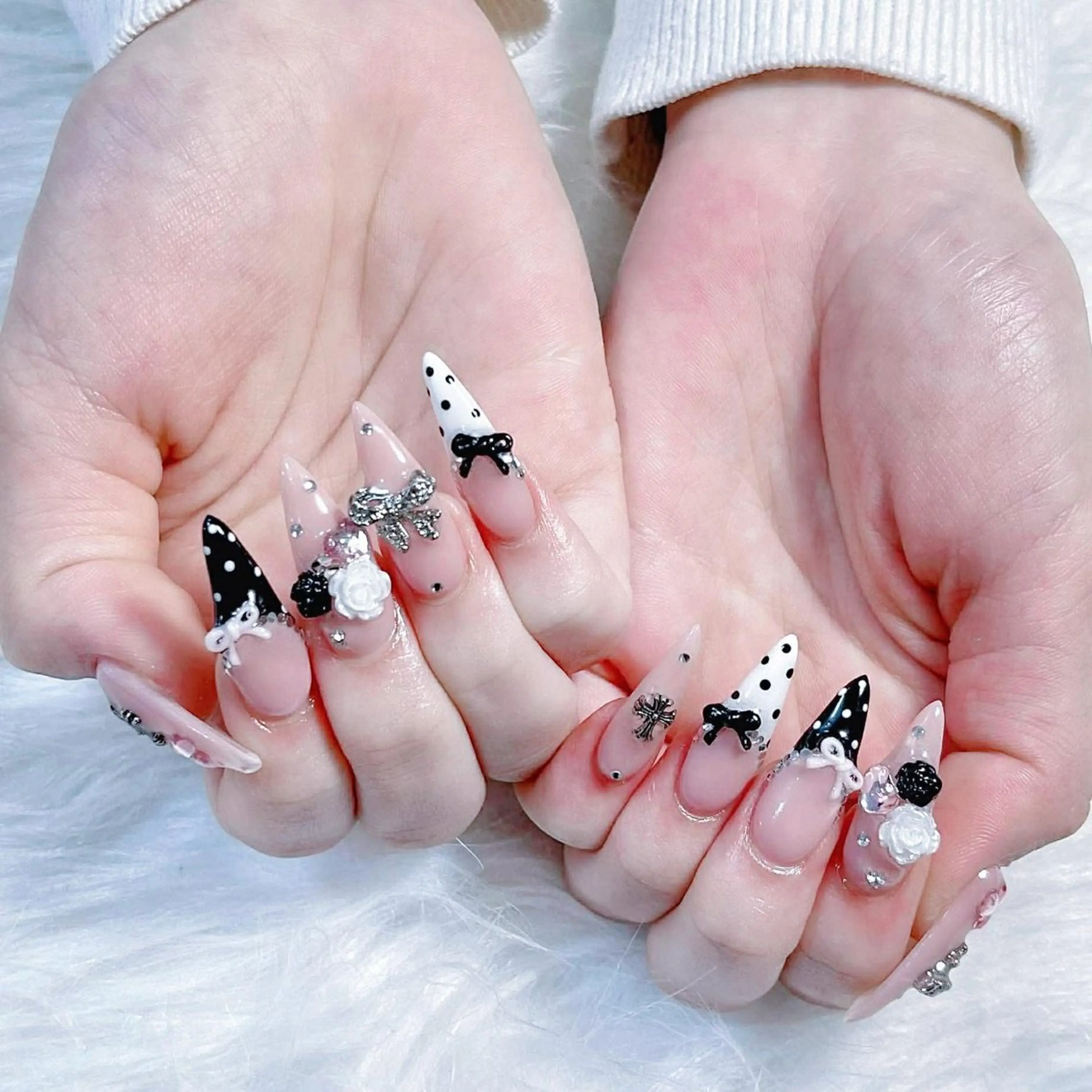 ネイル Yuna Hana Nailのネイルデザイン