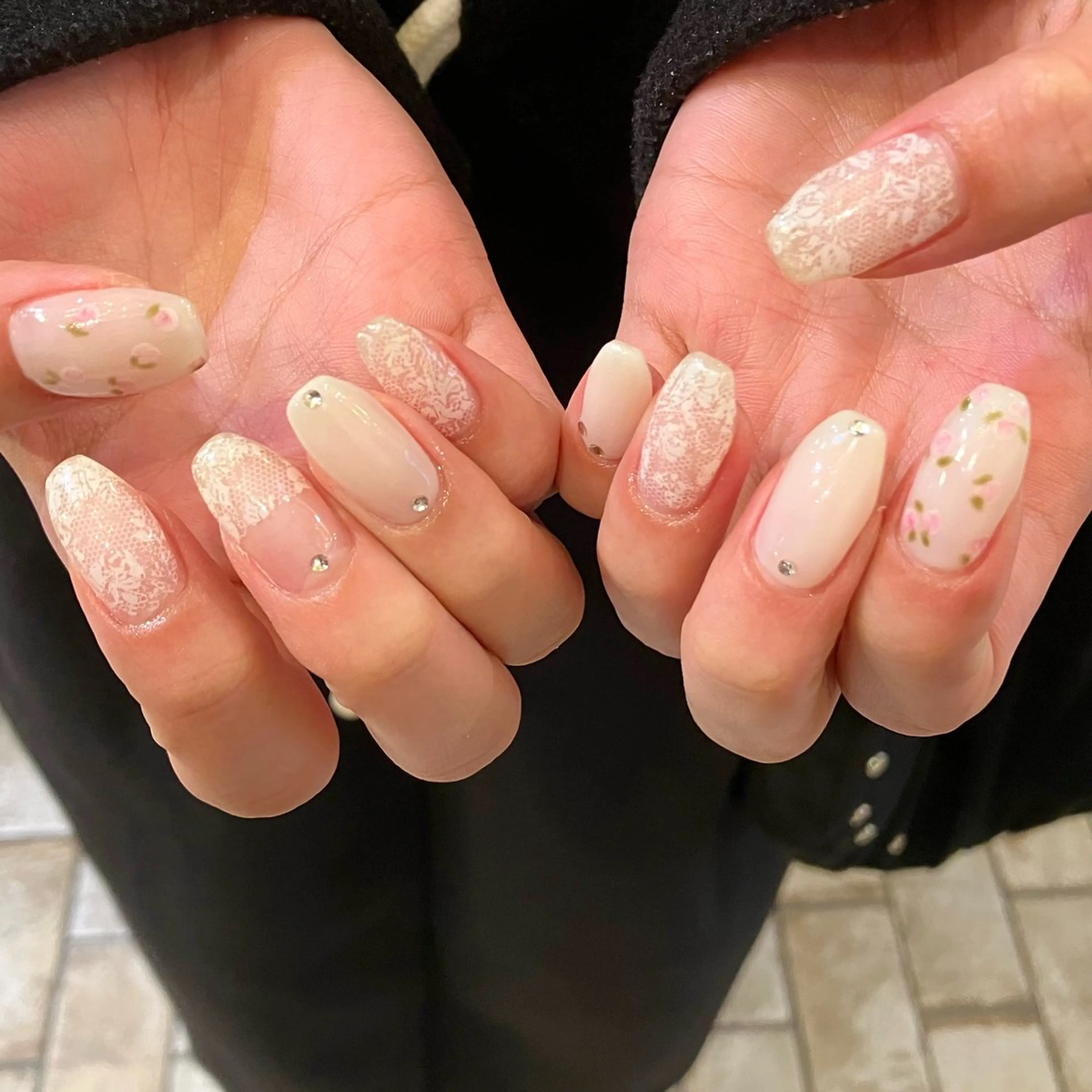 ネイル レース ハンドネイル Take Manaのネイルデザイン