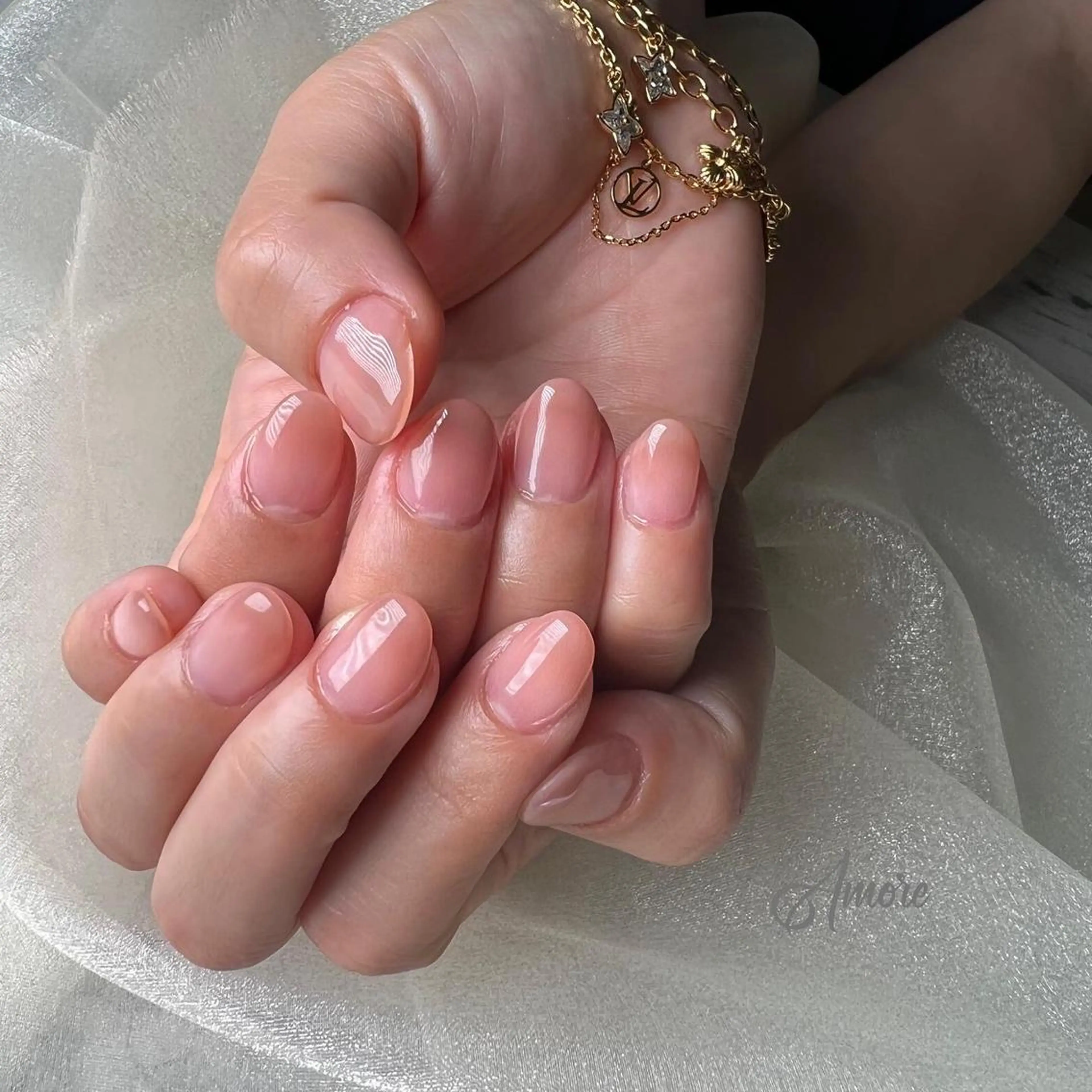 ネイル ジェルネイル 氷ネイル・うるうるネイル マグネットネイル ミラーネイル ニュアンスネイル You kyehwaのネイルデザイン