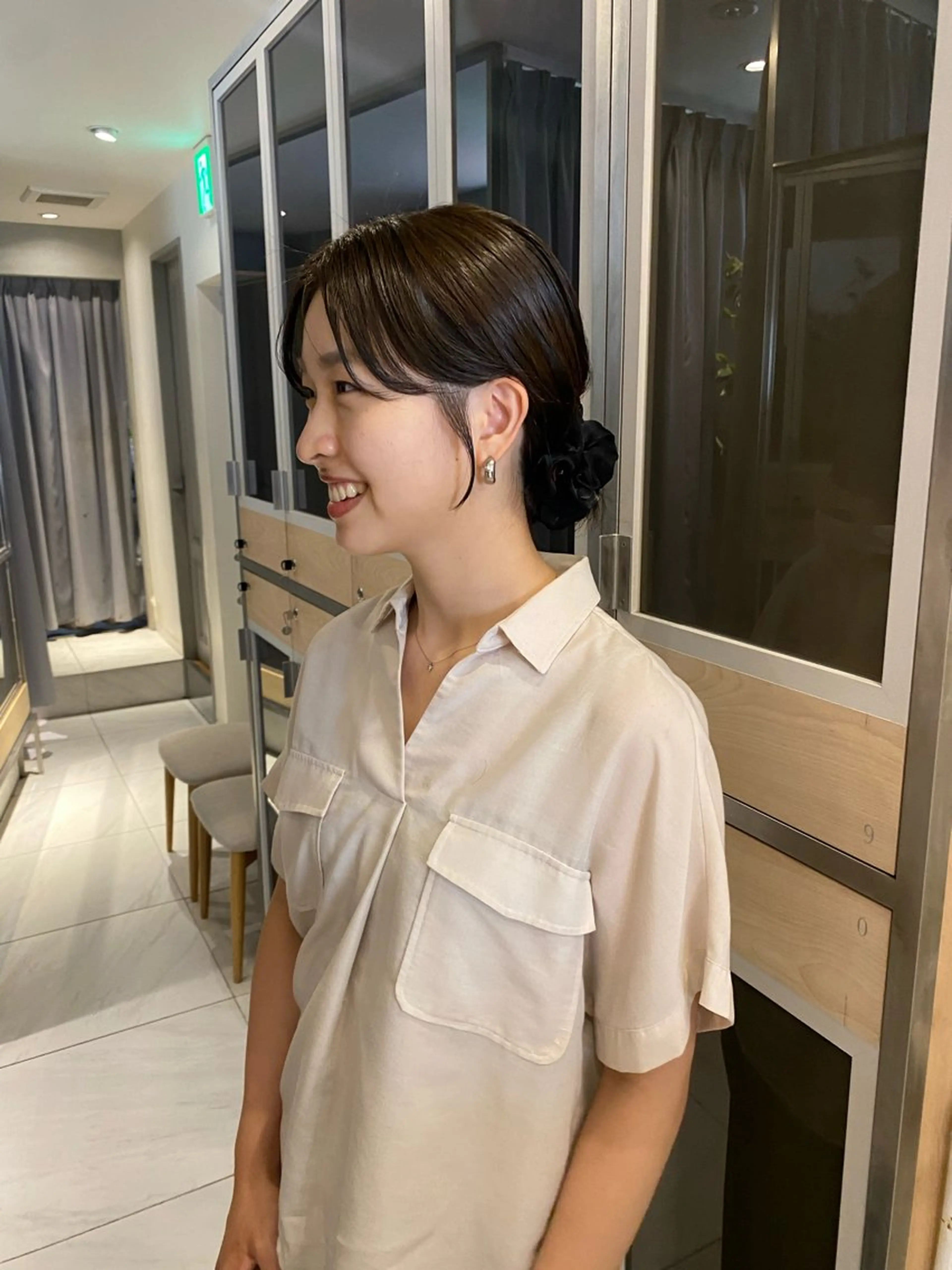 セミロング カラー ヘアカラー トリートメント ヘッドスパ ヘアセット 艶髪/ダークトーン 🩶丸山日向のヘアスタイル