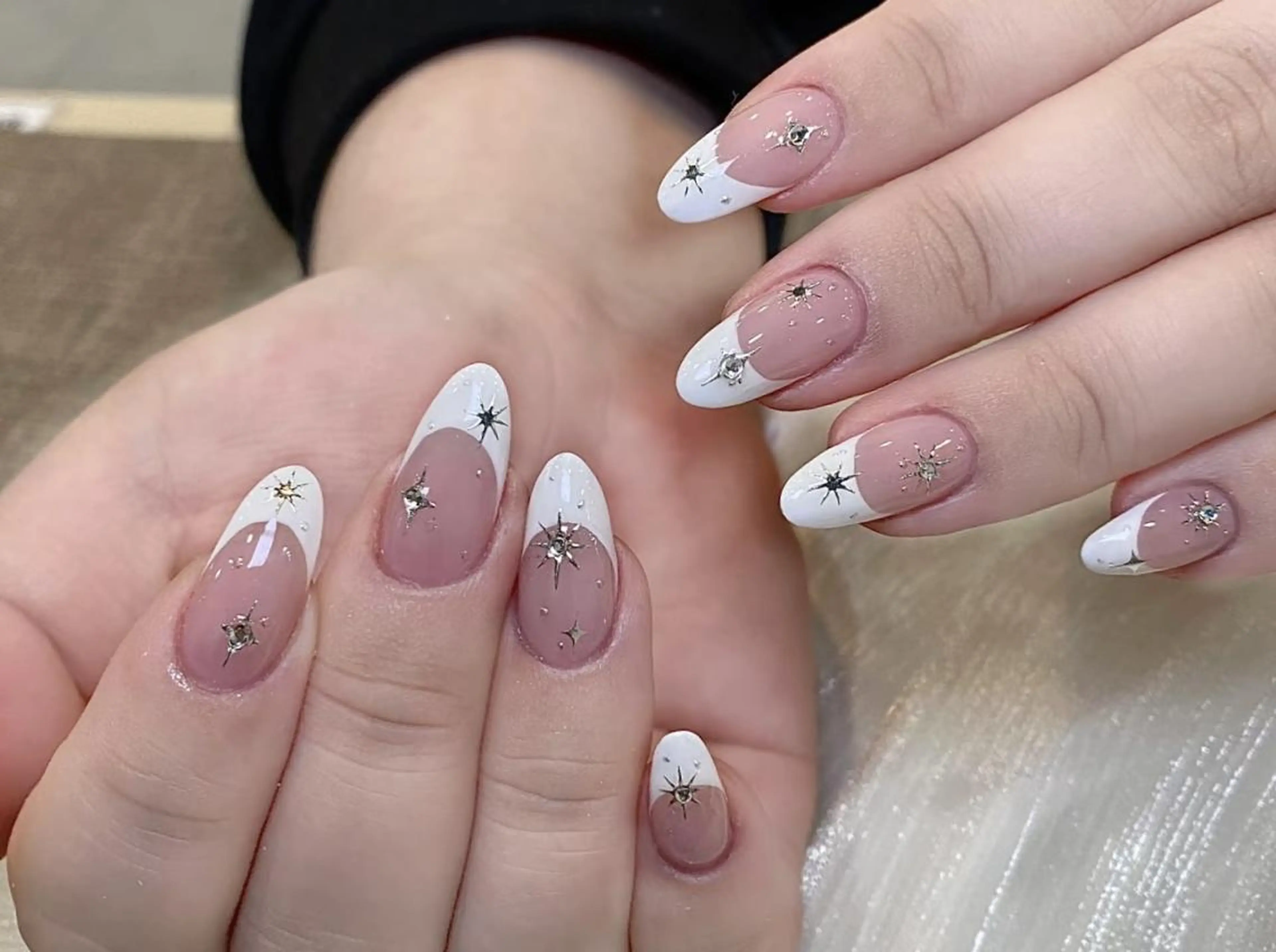 ネイル ハンドネイル ハンドケア メイ 💅のネイルデザイン