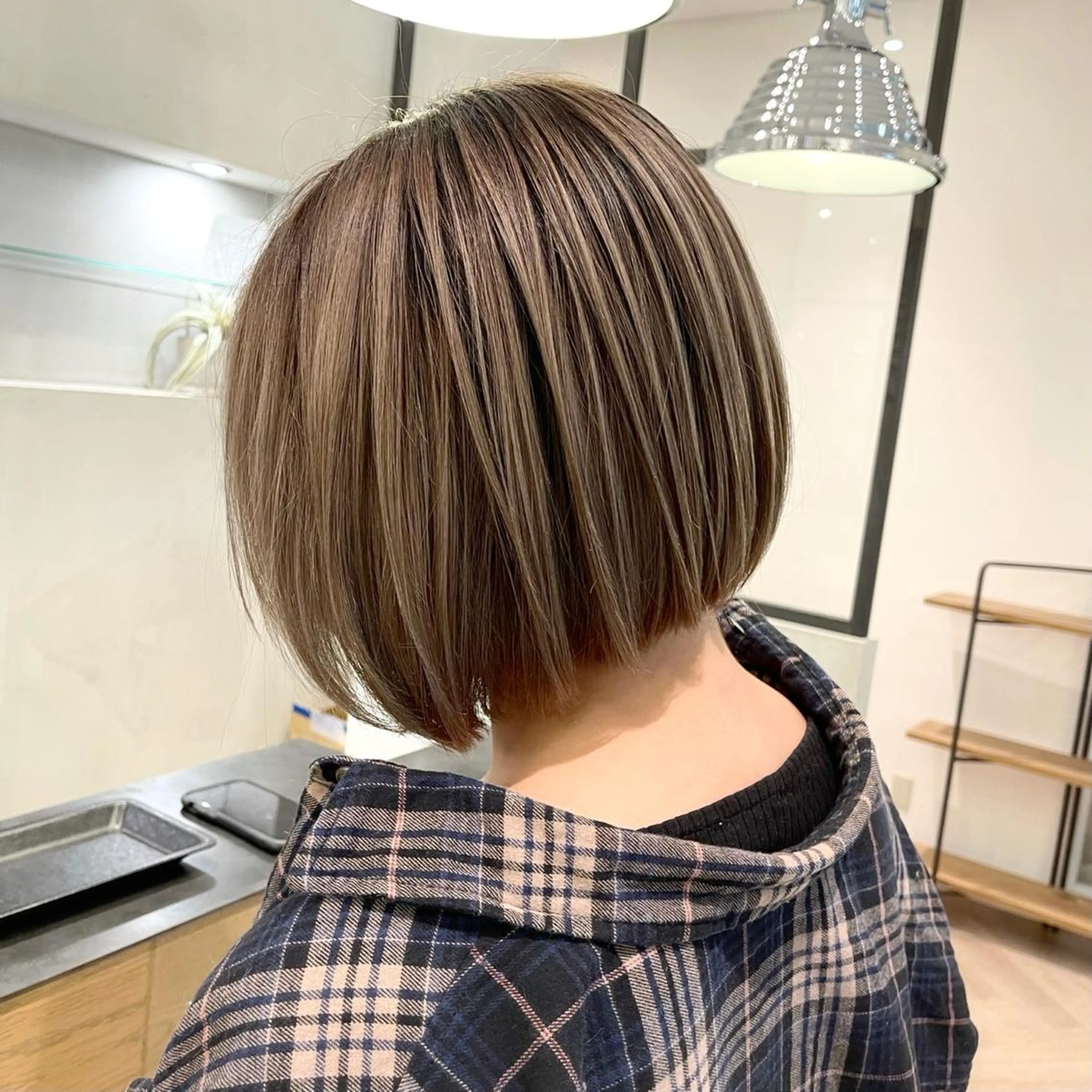 ショート カラー バレイヤージュ デザインカラー ハイライトカラー 外国人風カラー ハイライト カット ヘアカラー トリートメント アンドウ ユウ/ レイヤーカット/韓国のヘアスタイル