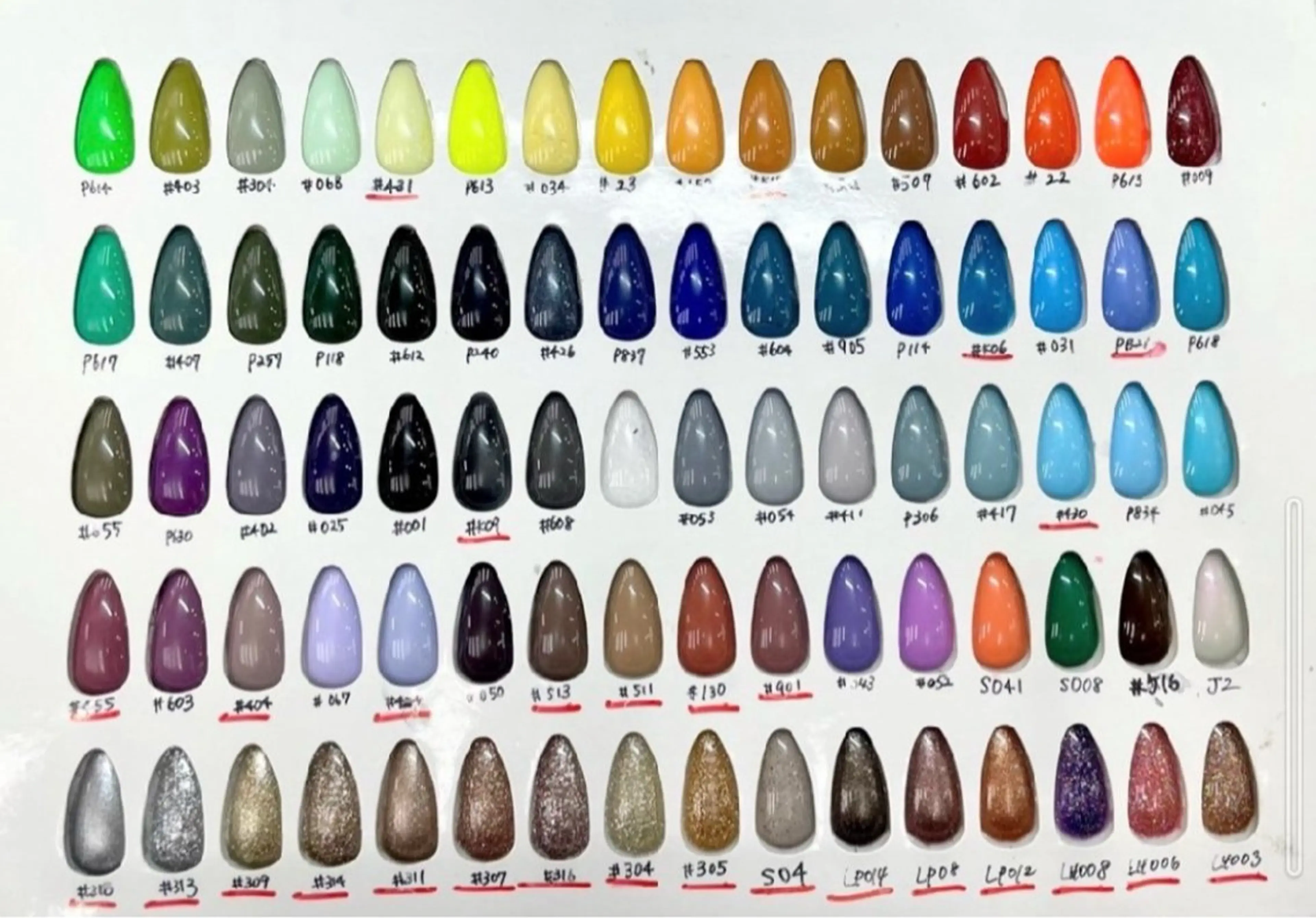 ネイル MAXKELLY MAIKAのネイルデザイン