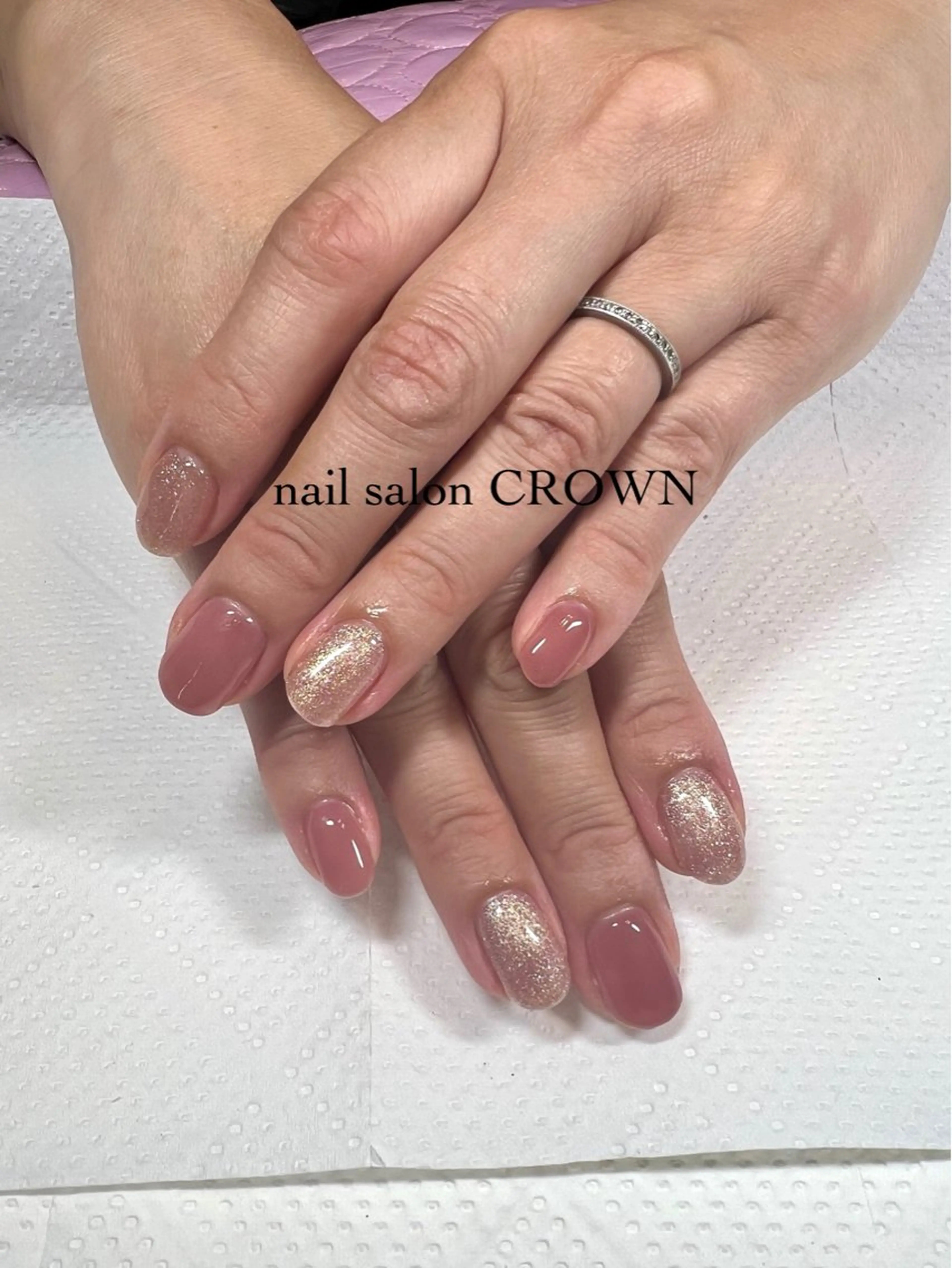 ネイル ジェルネイル ラメ(グリッター) ワンカラーネイル シンプルネイル 春ネイル nail salon CROWNのネイルデザイン
