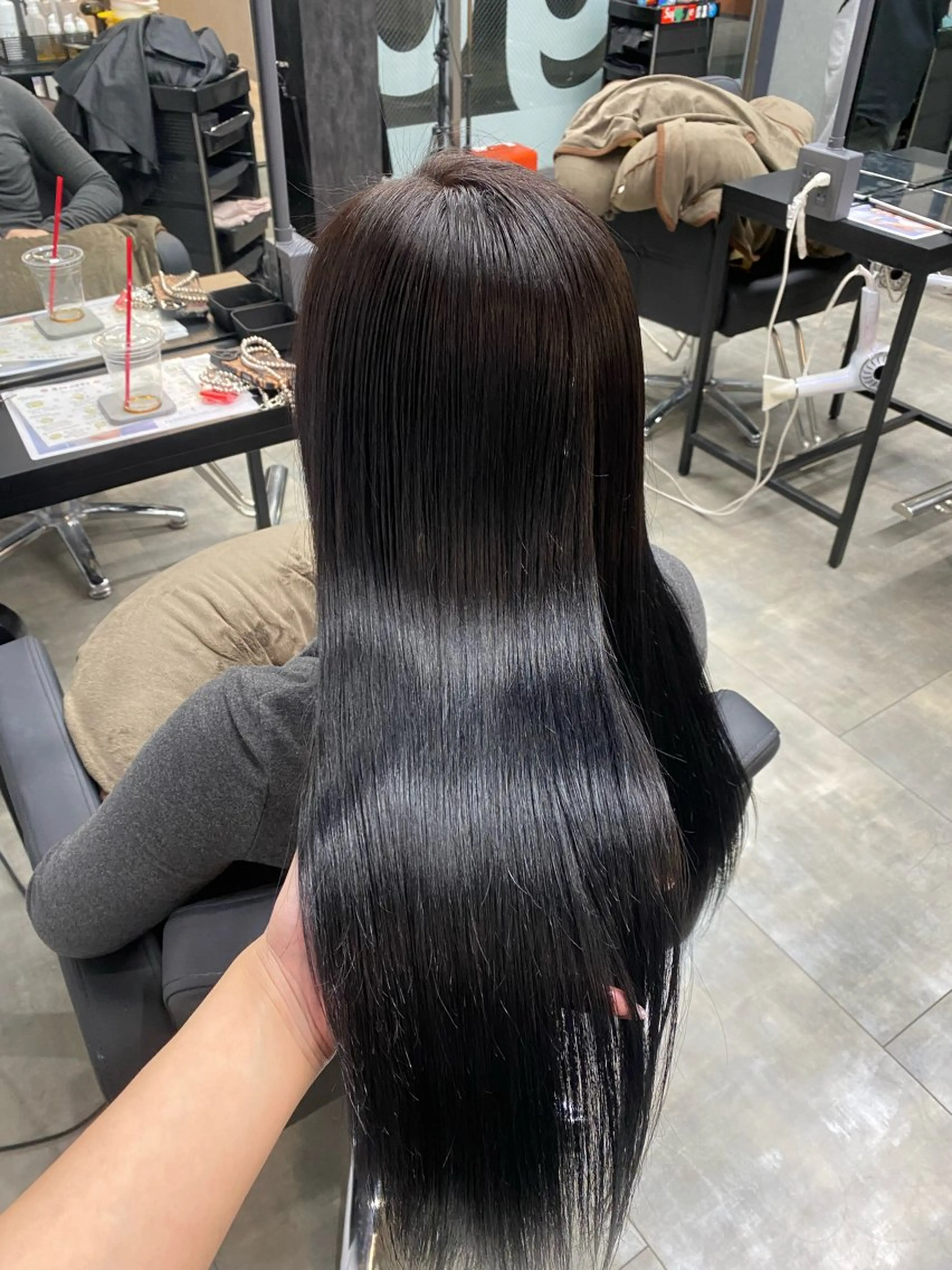 カラー 𝗮𝘆𝘂𝗺𝗶 ハイトーン🎀のヘアスタイル