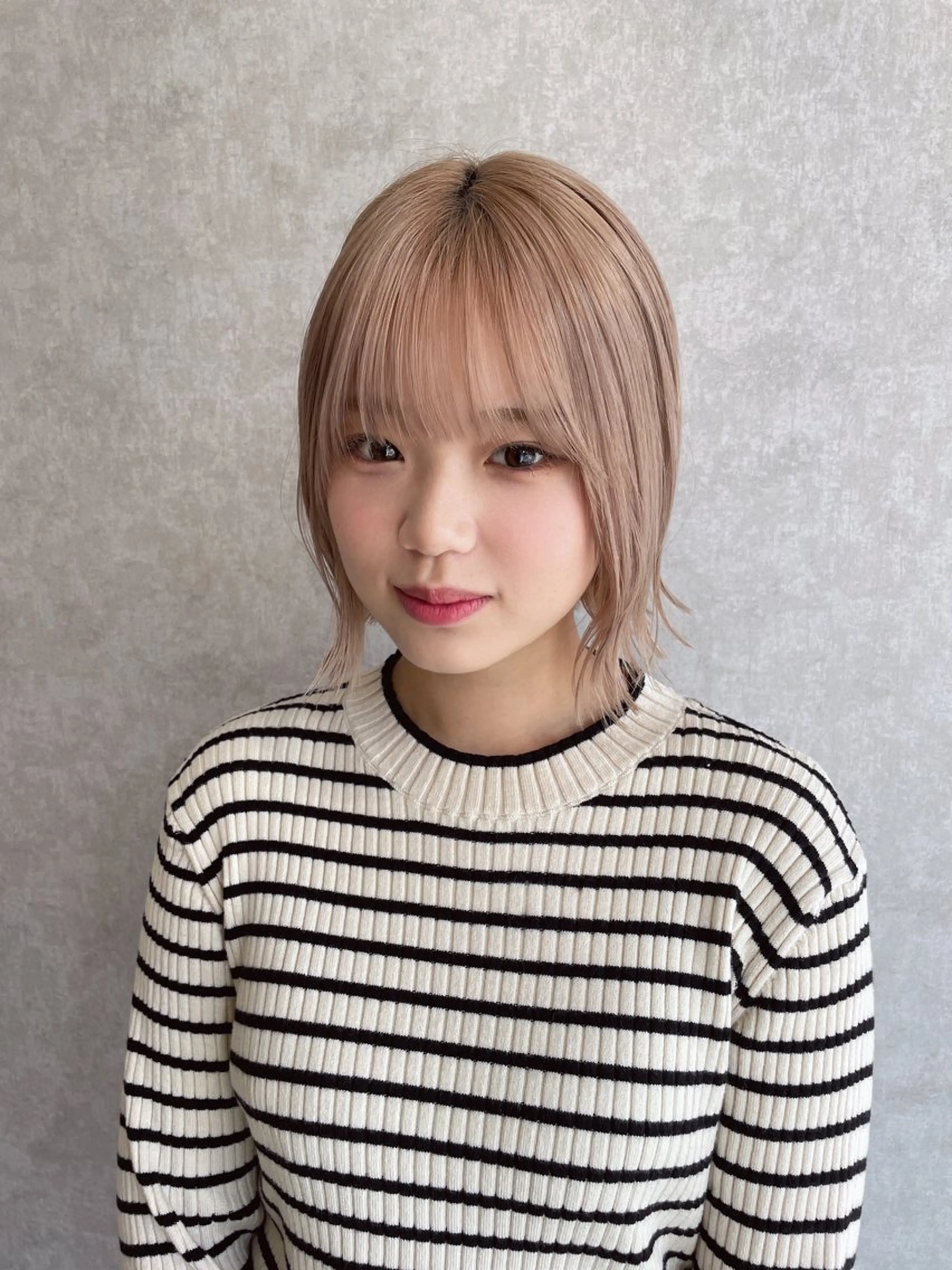 ショート カラー ヘアカラー トリートメント 縮毛矯正ボブ/ 髪質改善/カットのヘアスタイル
